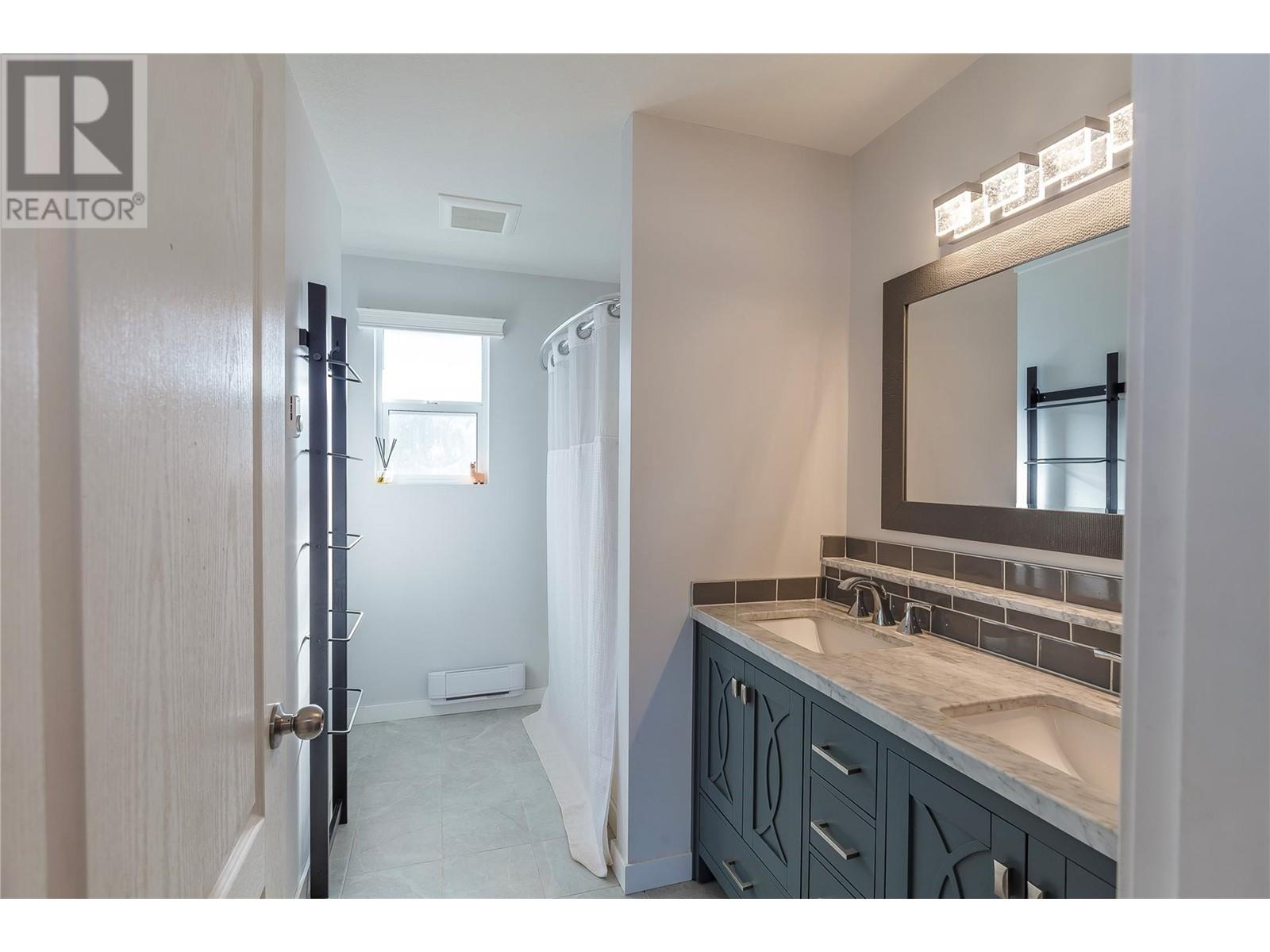 42 Lakeshore Drive, Vernon, British Columbia  V1H 2A1 - Photo 60 - 10335242
