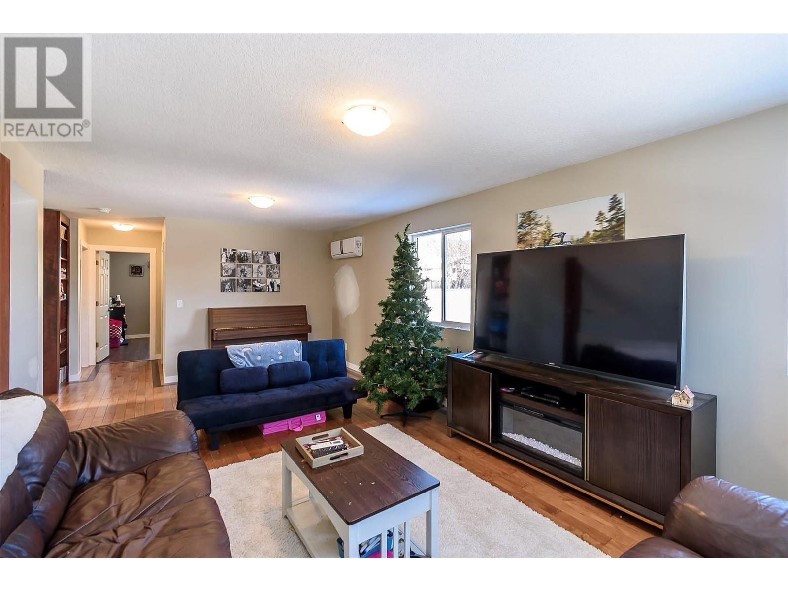 42 Lakeshore Drive, Vernon, British Columbia  V1H 2A1 - Photo 52 - 10335242