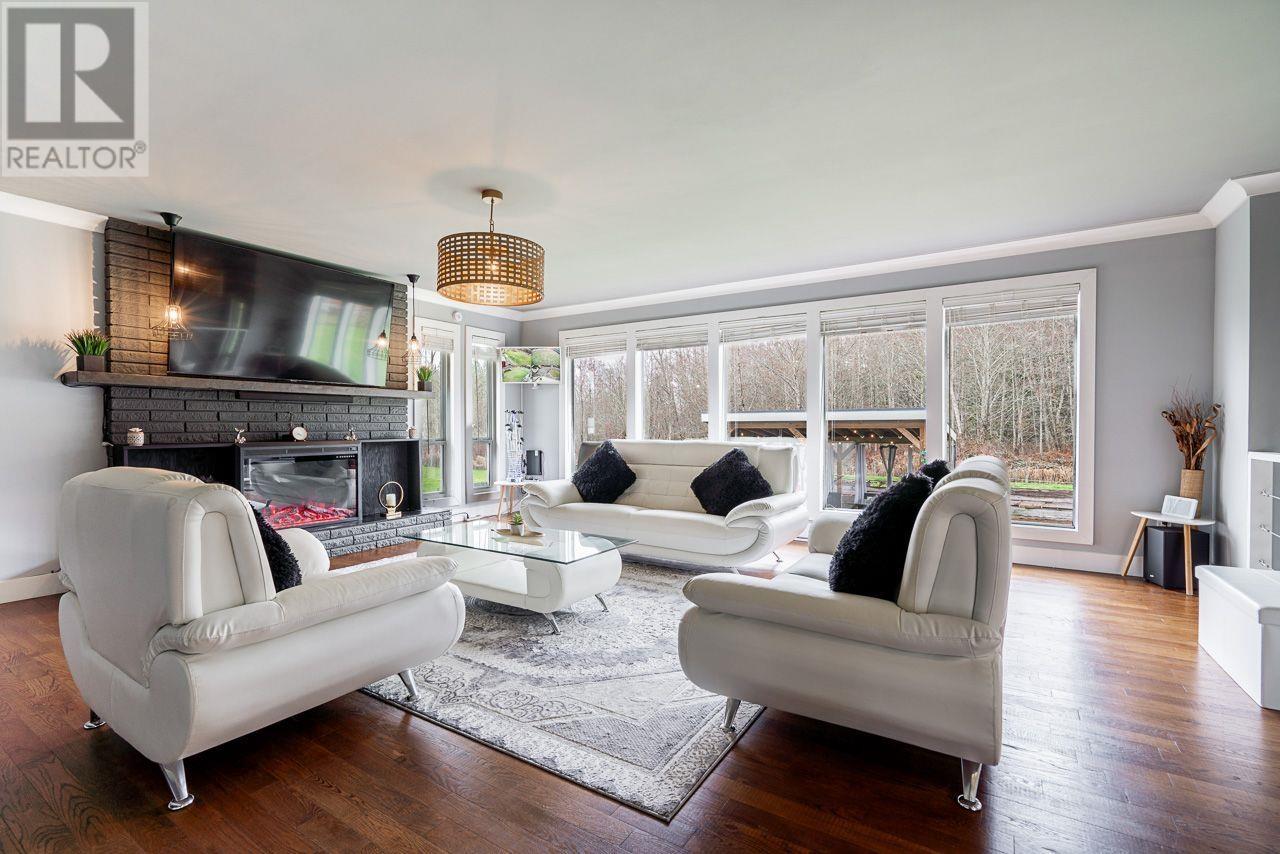 Property at 12107 252 STREET image 4