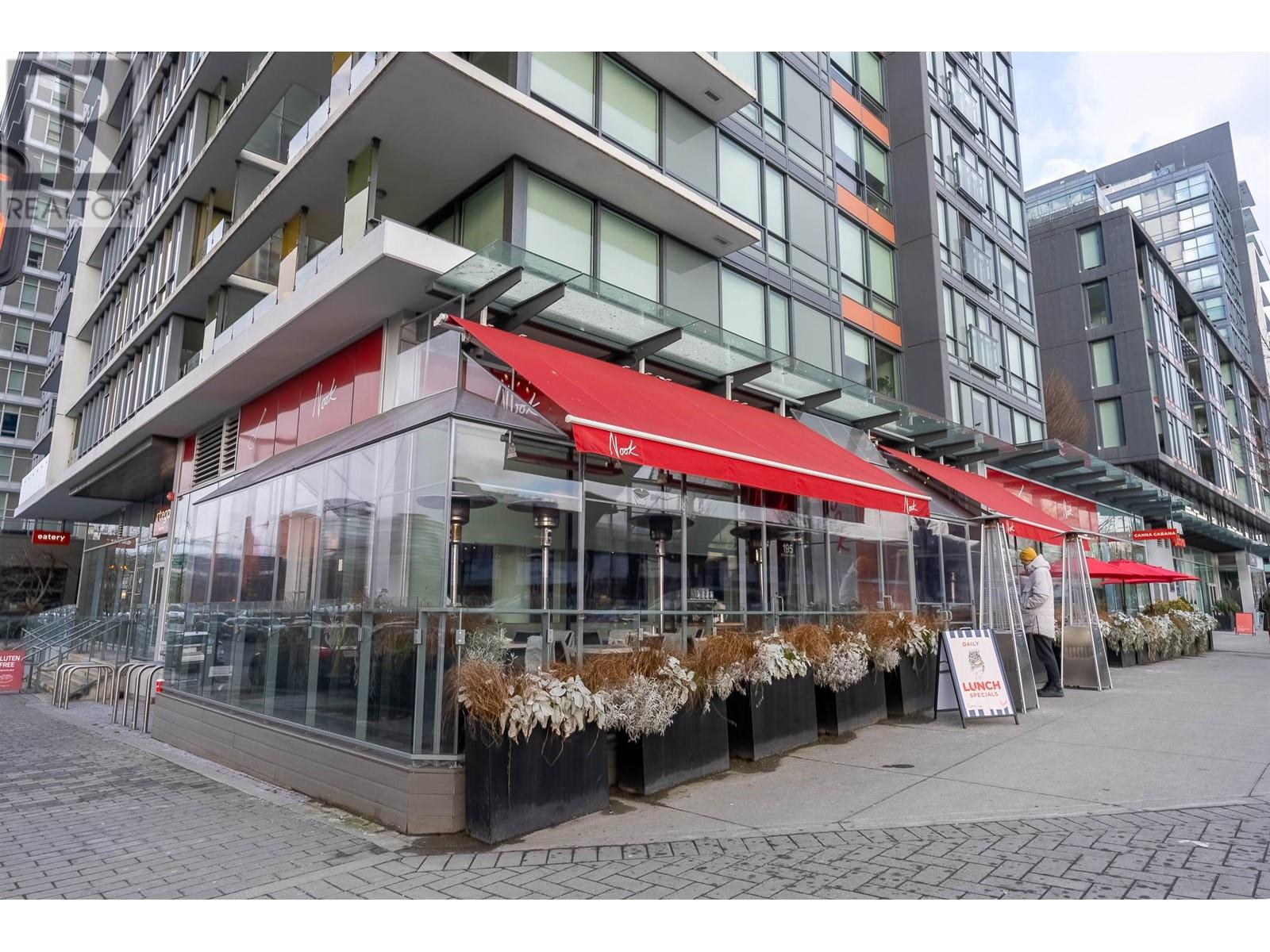 Listing Picture 20 of 23 : 608 1788 COLUMBIA STREET, Vancouver / 溫哥華 - 魯藝地產 Yvonne Lu Group - MLS Medallion Club Member