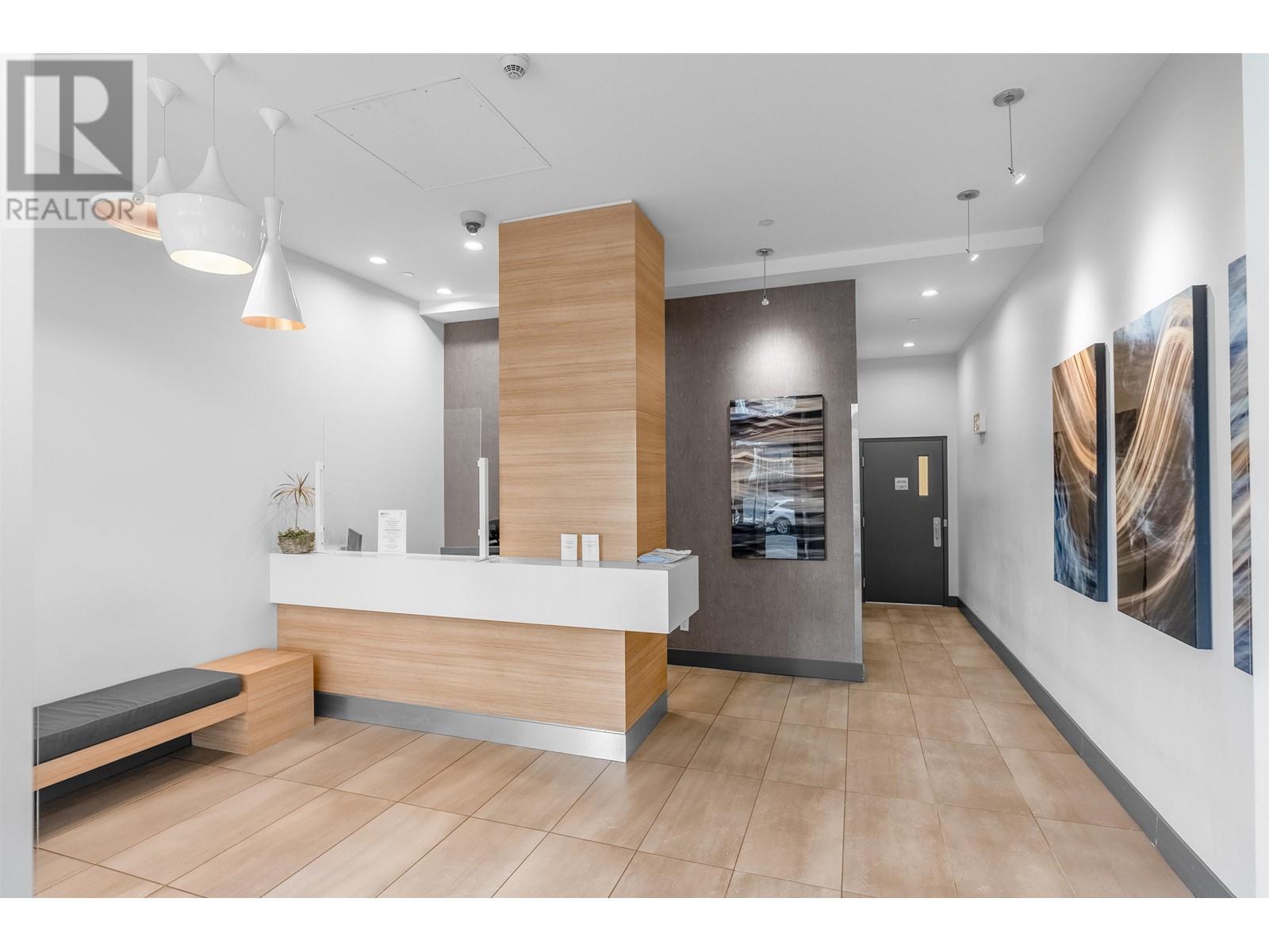 Listing Picture 16 of 23 : 608 1788 COLUMBIA STREET, Vancouver / 溫哥華 - 魯藝地產 Yvonne Lu Group - MLS Medallion Club Member