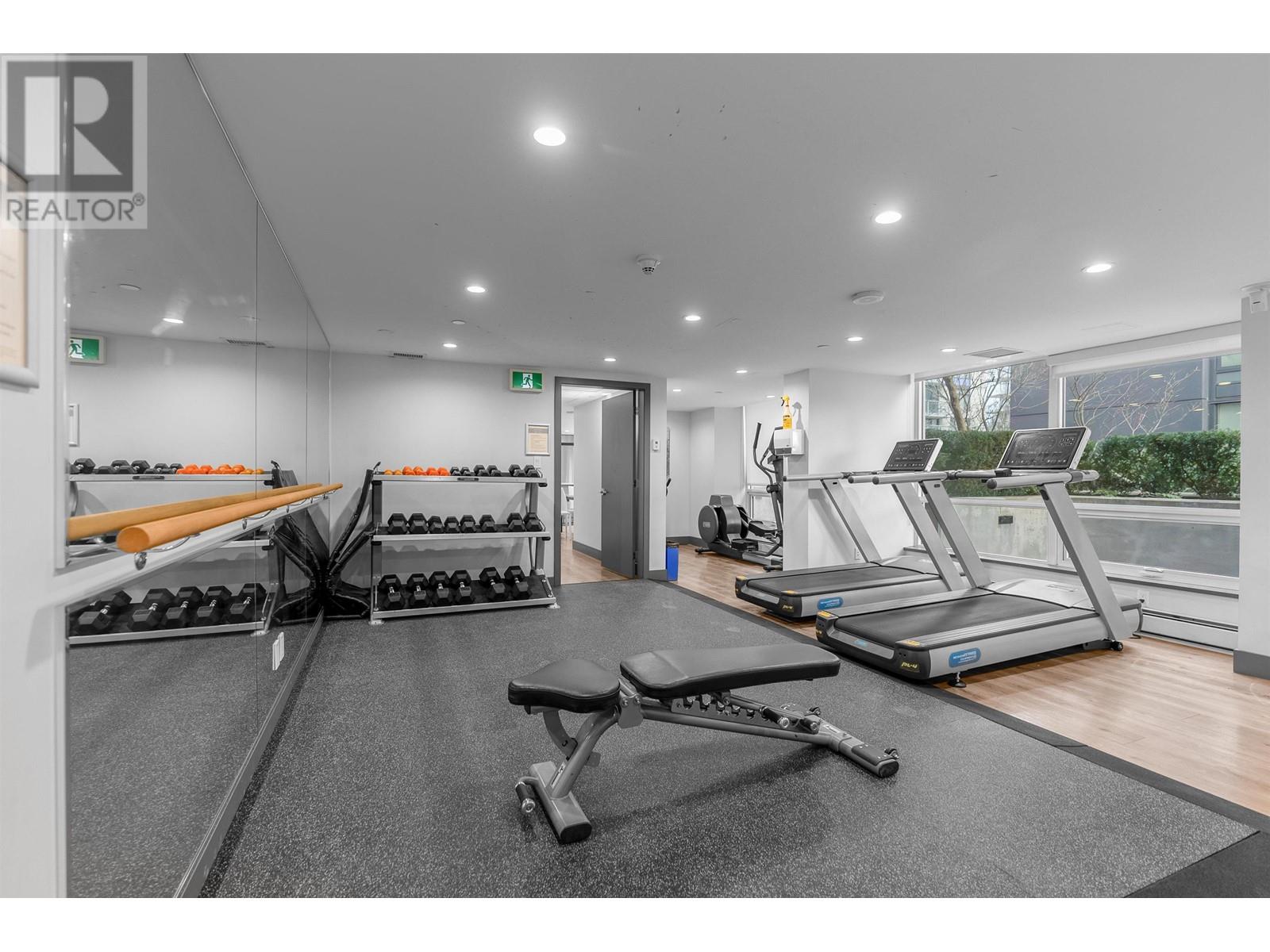 Listing Picture 18 of 23 : 608 1788 COLUMBIA STREET, Vancouver / 溫哥華 - 魯藝地產 Yvonne Lu Group - MLS Medallion Club Member