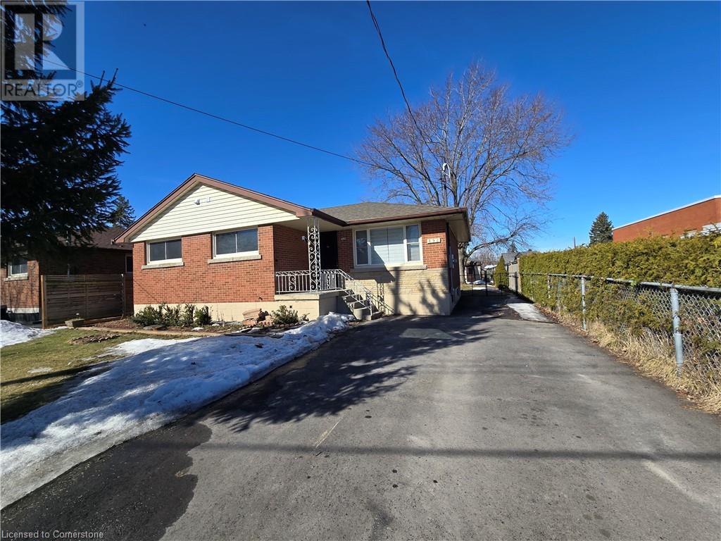 492 EAST 16TH Unit# B, Hamilton, Ontario