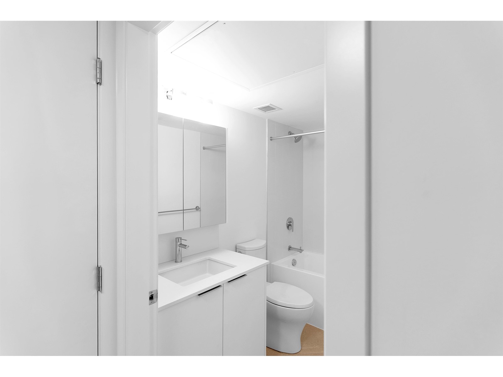 2106 10333 133 Street, Surrey, British Columbia  V3T 0V1 - Photo 10 - R2976507
