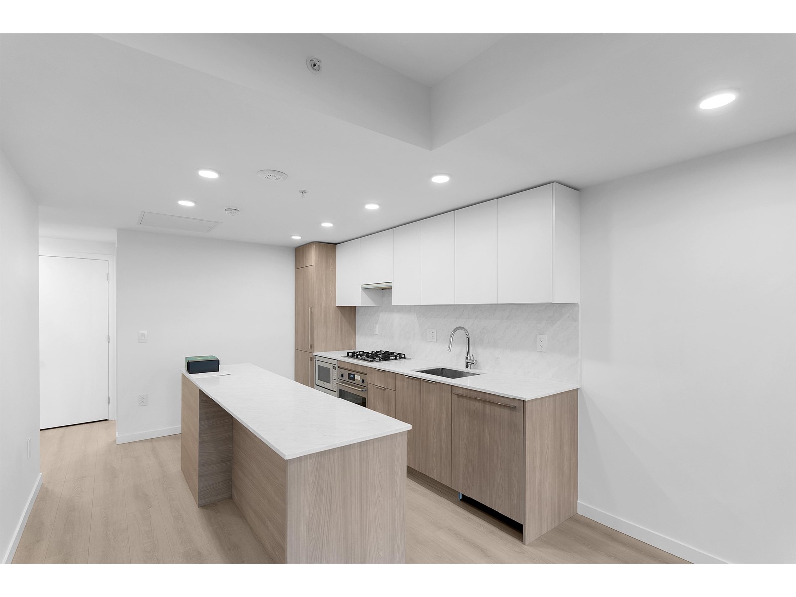 2106 10333 133 Street, Surrey, British Columbia  V3T 0V1 - Photo 3 - R2976507