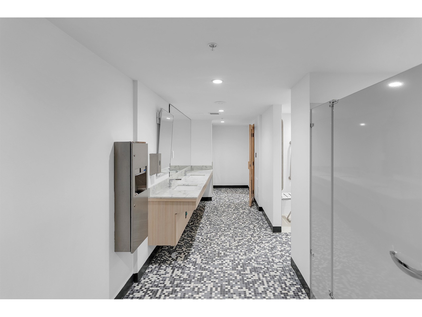 2106 10333 133 Street, Surrey, British Columbia  V3T 0V1 - Photo 24 - R2976507