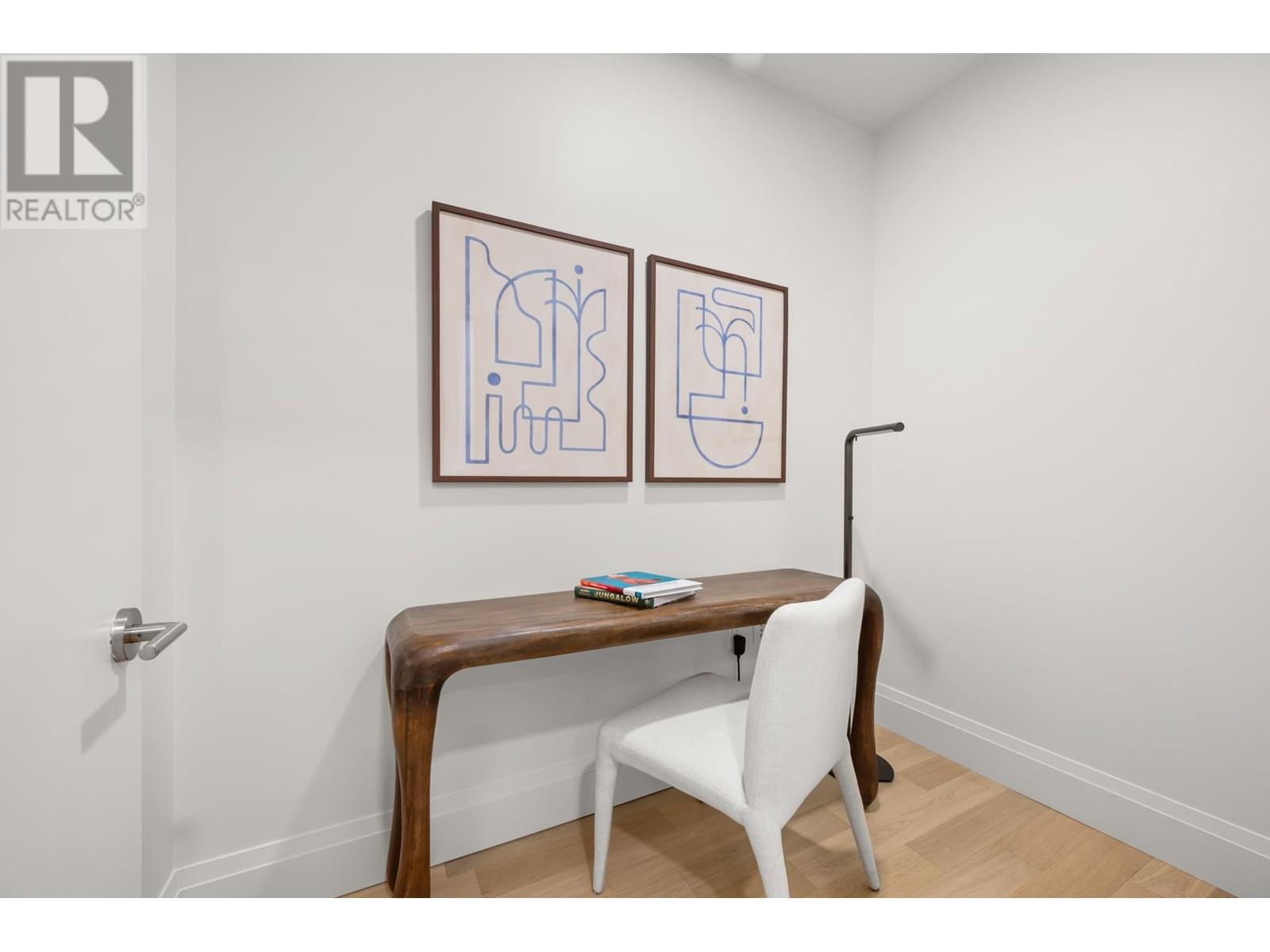 105 2550 Garden Drive, Vancouver, British Columbia  V5N 4X6 - Photo 17 - R2977308