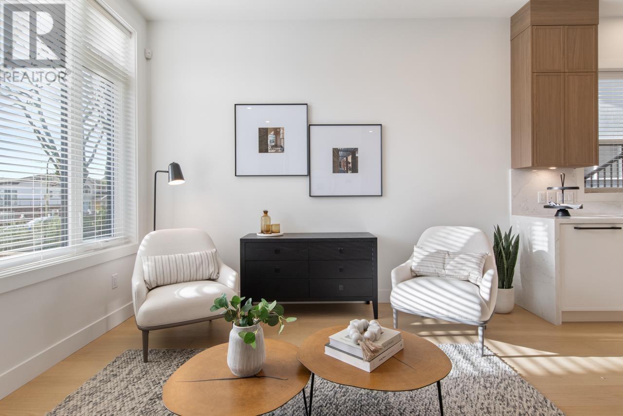 2209 E 7th Avenue, Vancouver, British Columbia  V5N 1S8 - Photo 4 - R2977312