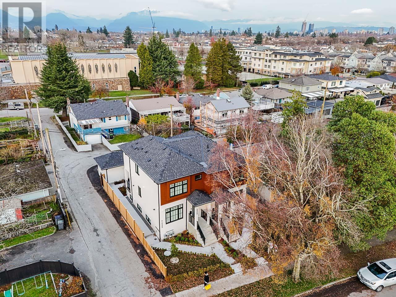2329 E 49th Avenue, Vancouver, British Columbia  V5S 1J3 - Photo 35 - R2977319