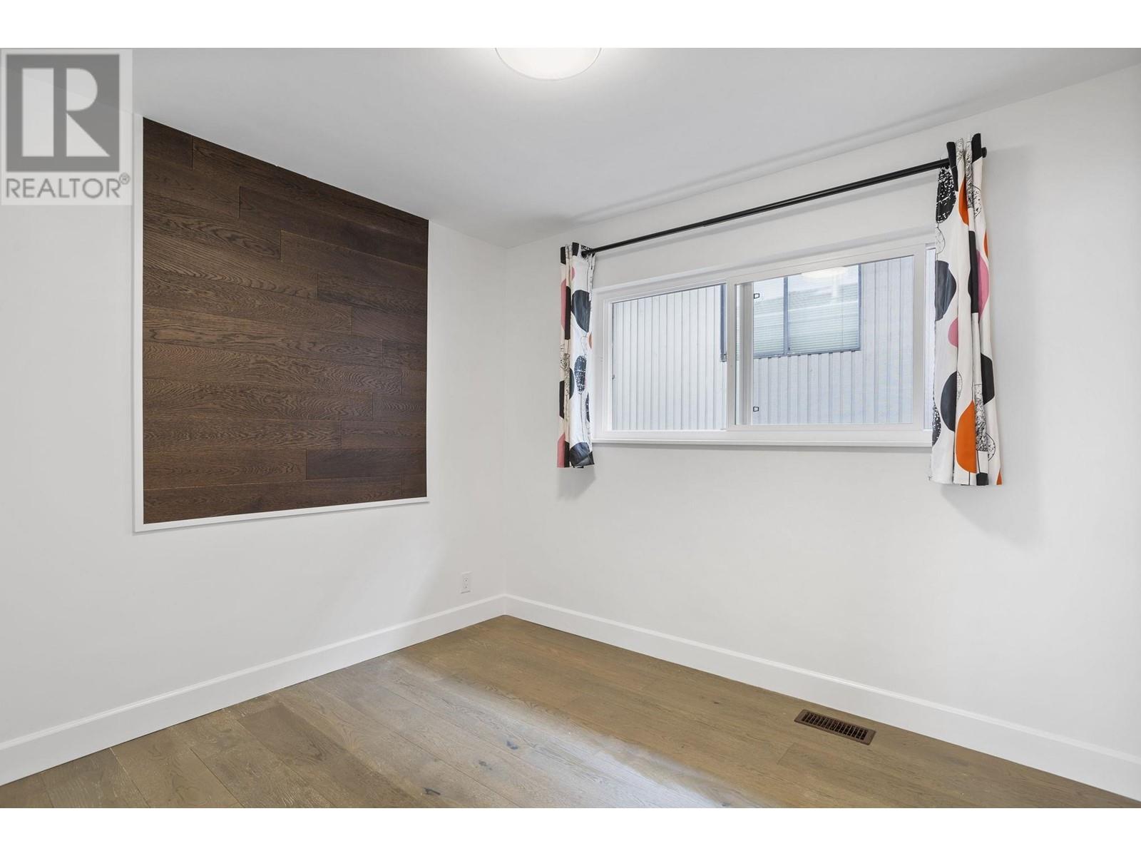Listing Picture 26 of 40 : 51 N SEA AVENUE, Burnaby / 本拿比 - 魯藝地產 Yvonne Lu Group - MLS Medallion Club Member
