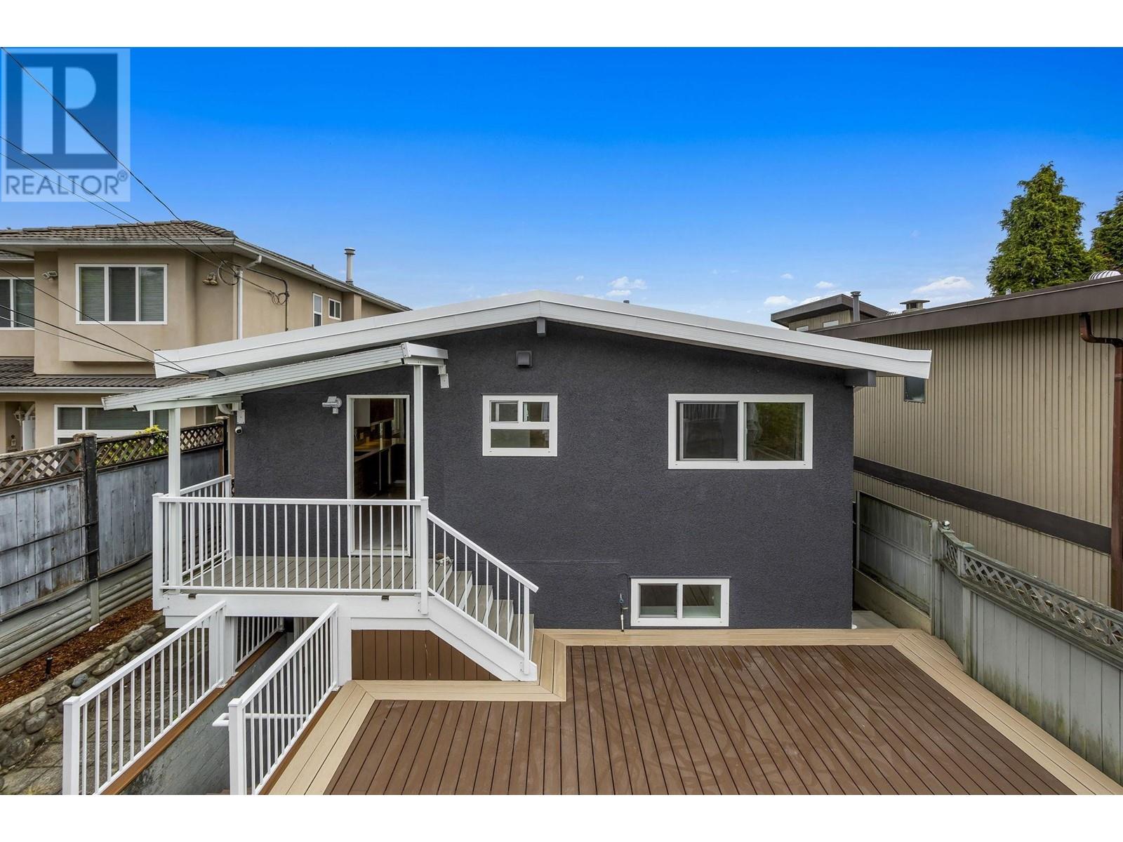 Listing Picture 37 of 40 : 51 N SEA AVENUE, Burnaby / 本拿比 - 魯藝地產 Yvonne Lu Group - MLS Medallion Club Member