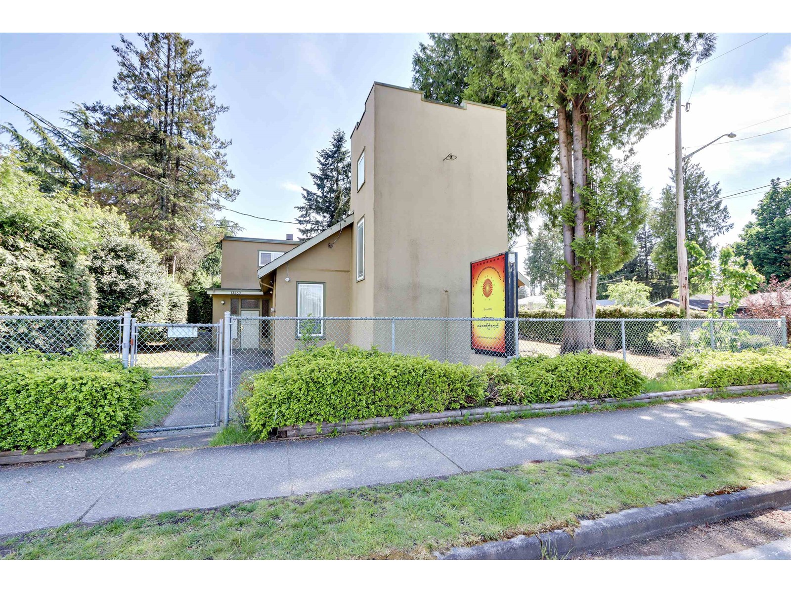 13260 108 Avenue, Surrey, British Columbia  V3T 2J6 - Photo 1 - C8067469