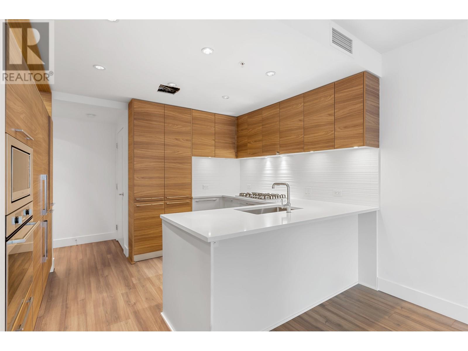 2801 7303 Noble Lane, Burnaby, British Columbia  V3N 0H2 - Photo 14 - R2977333