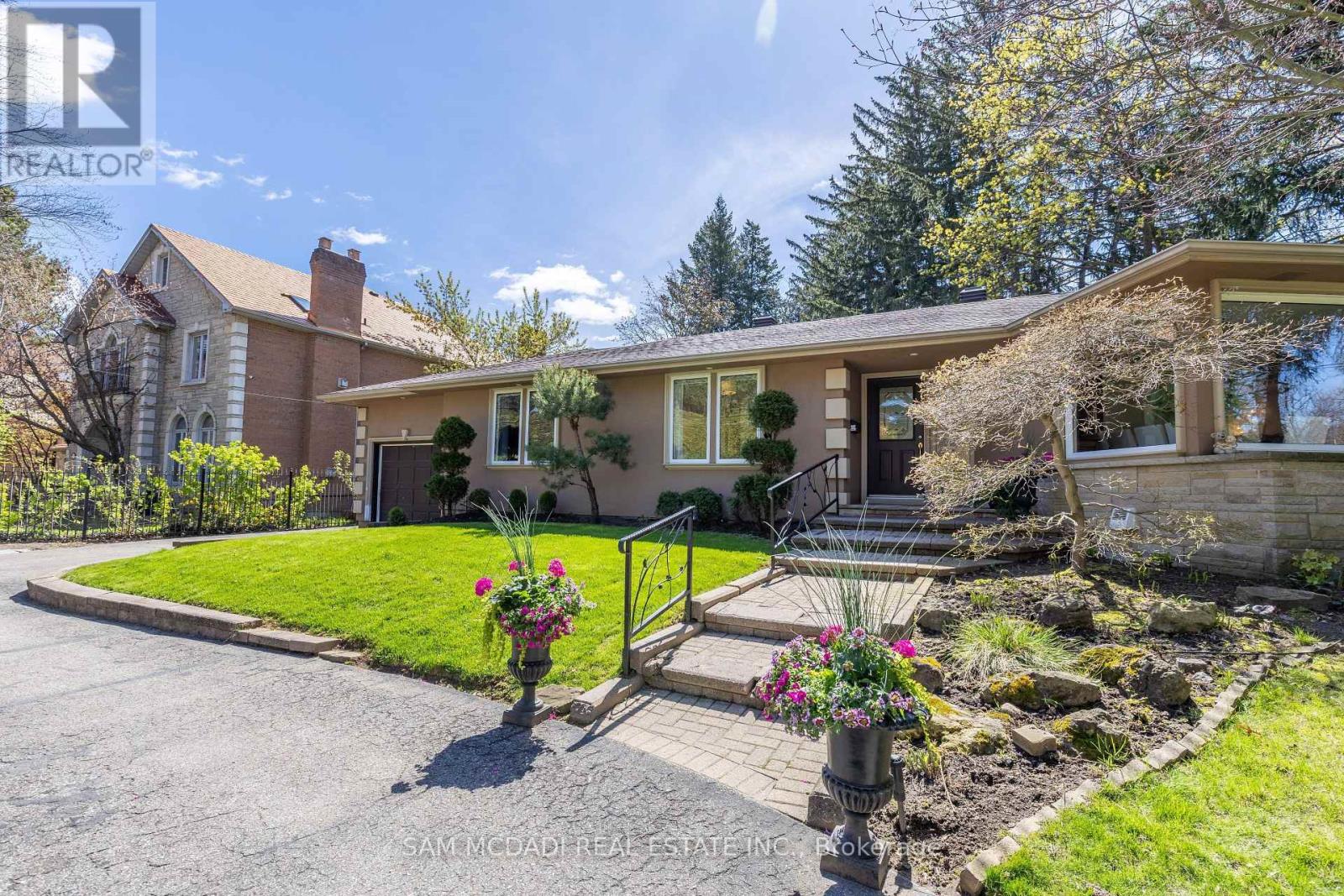 Property at 2196 MISSISSAUGA ROAD image 2