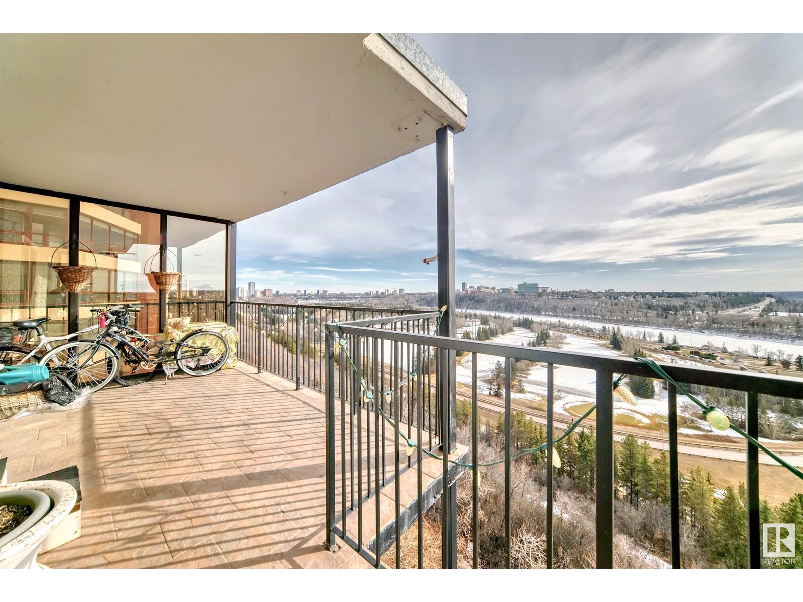 Property at #801 12331 JASPER AV NW image 2