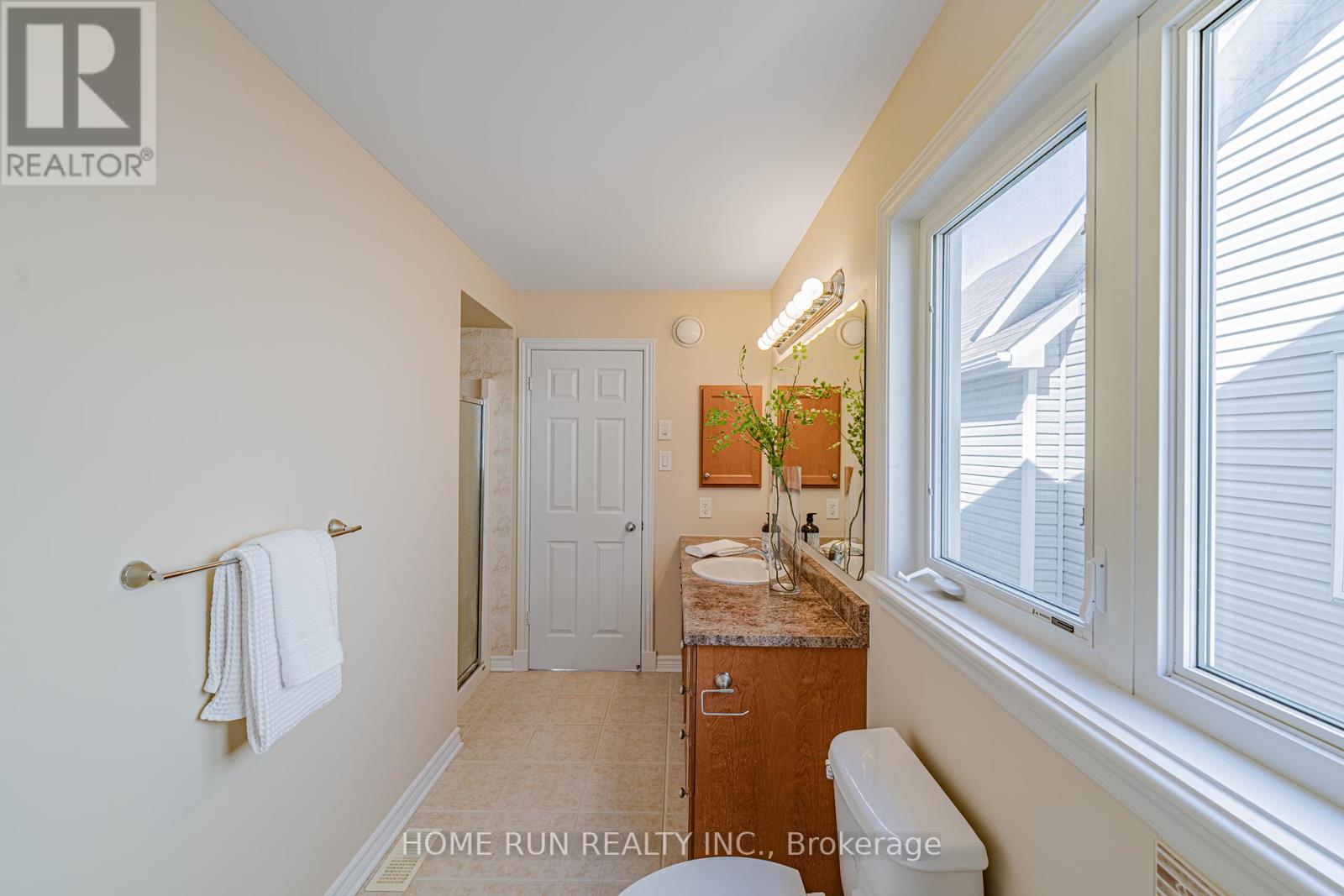 302 LAUGHLIN CIRCLE Ottawa