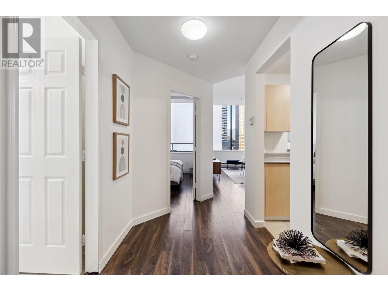 814 1010 Howe Street, Vancouver, British Columbia  V6Z 1P5 - Photo 2 - R2977349