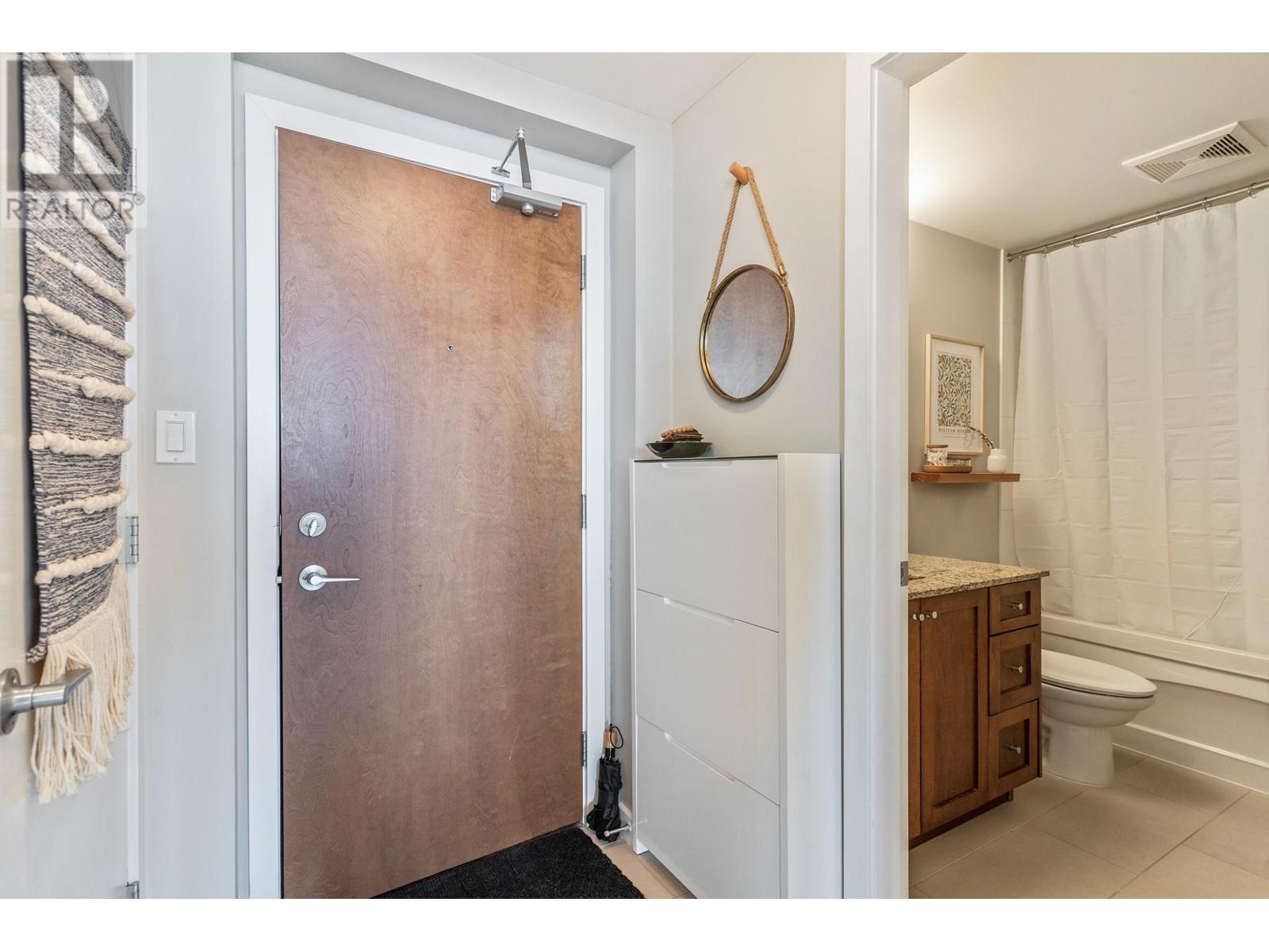 2303 280 Ross Drive, New Westminster, British Columbia  V3L 0C2 - Photo 18 - R2977363