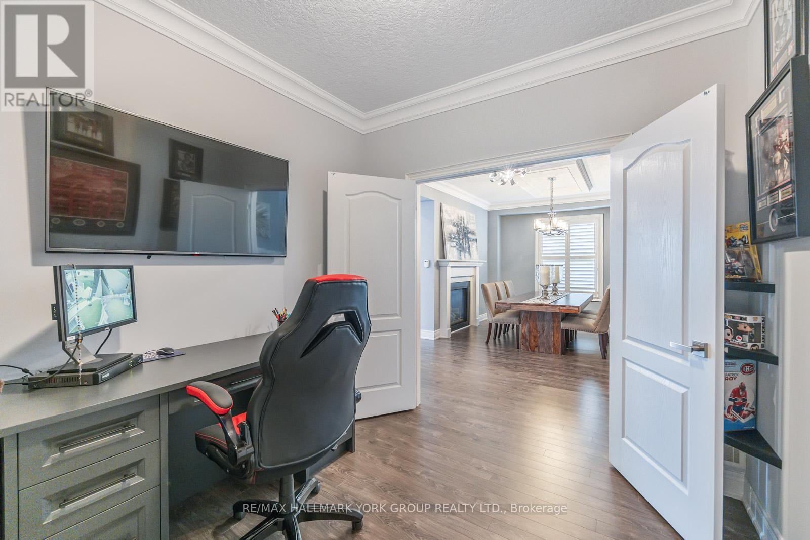 125 Hopkins Crescent, Bradford West Gwillimbury, Ontario  L3Z 2A4 - Photo 12 - N12005776