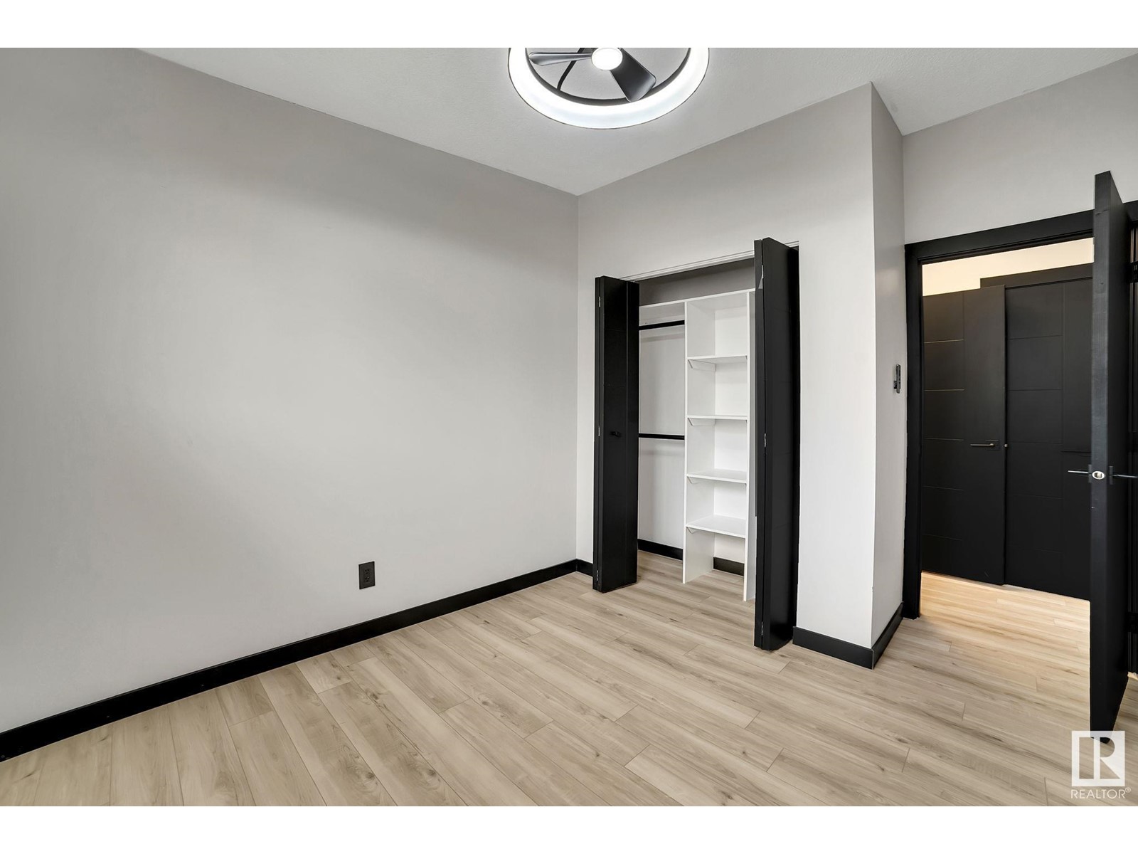 Property at 7608/7610 75 ST NW image 5