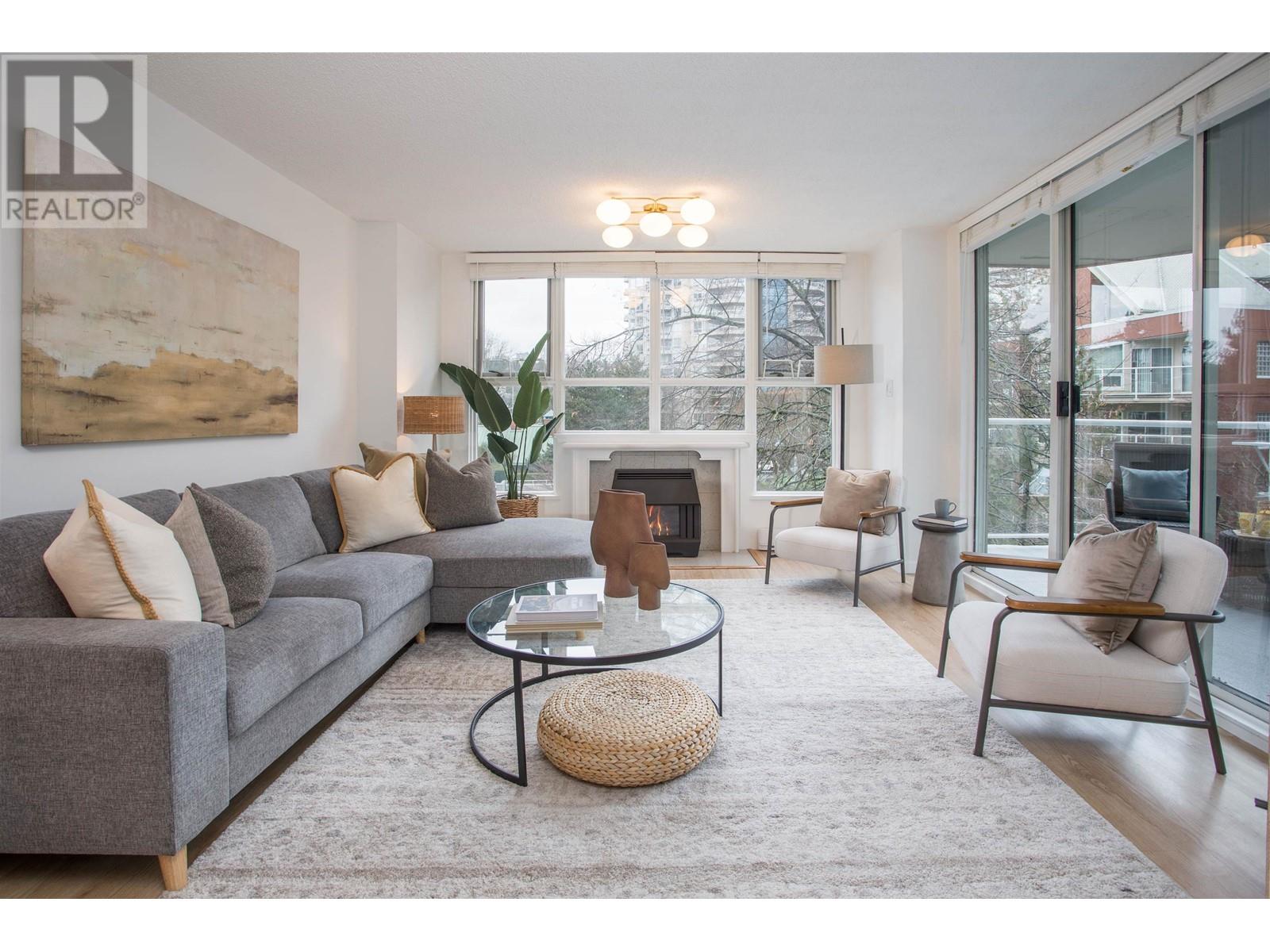 301 1250 Quayside Drive, New Westminster, British Columbia  V3M 6E2 - Photo 3 - R2977154