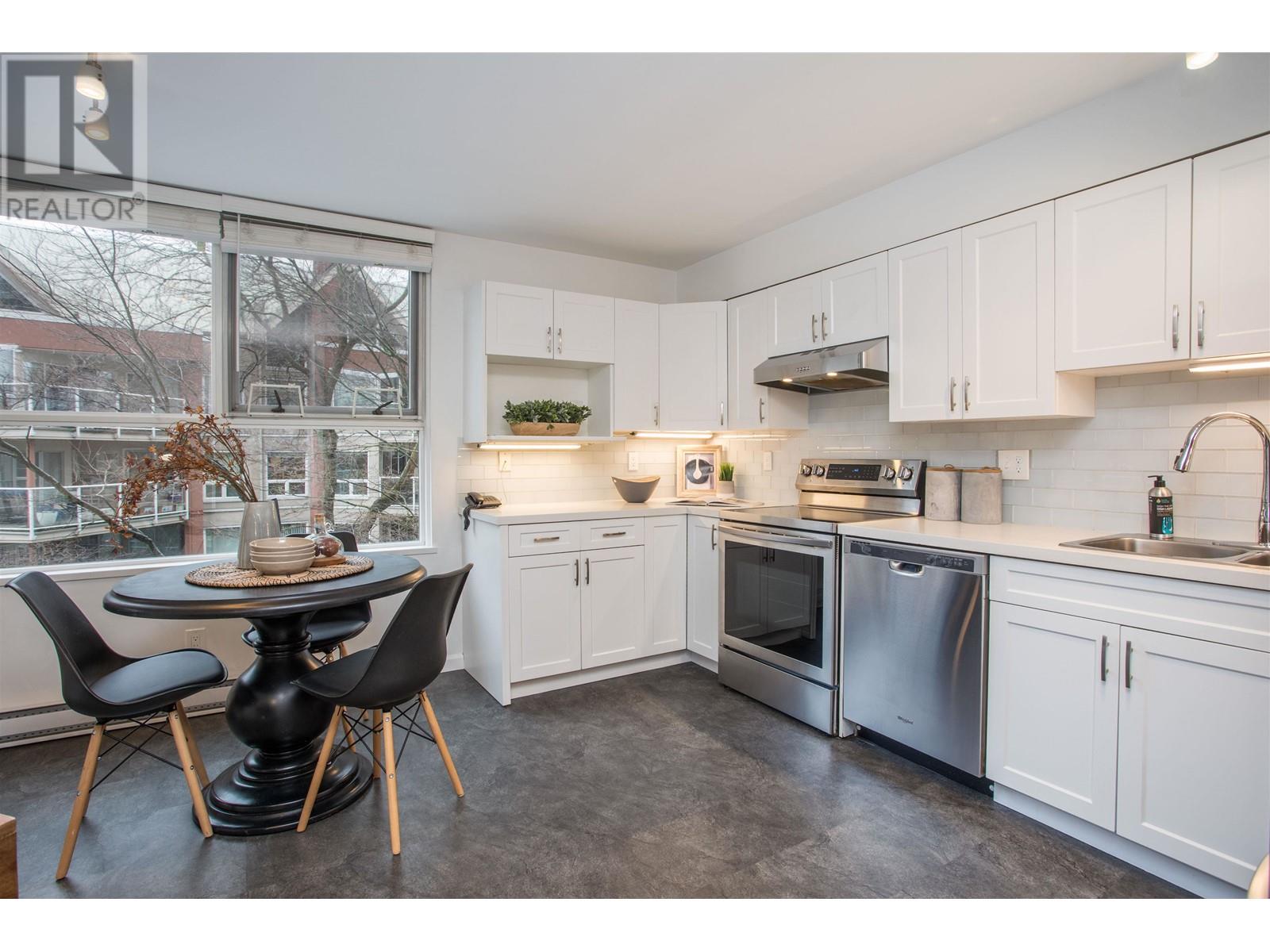 301 1250 Quayside Drive, New Westminster, British Columbia  V3M 6E2 - Photo 8 - R2977154