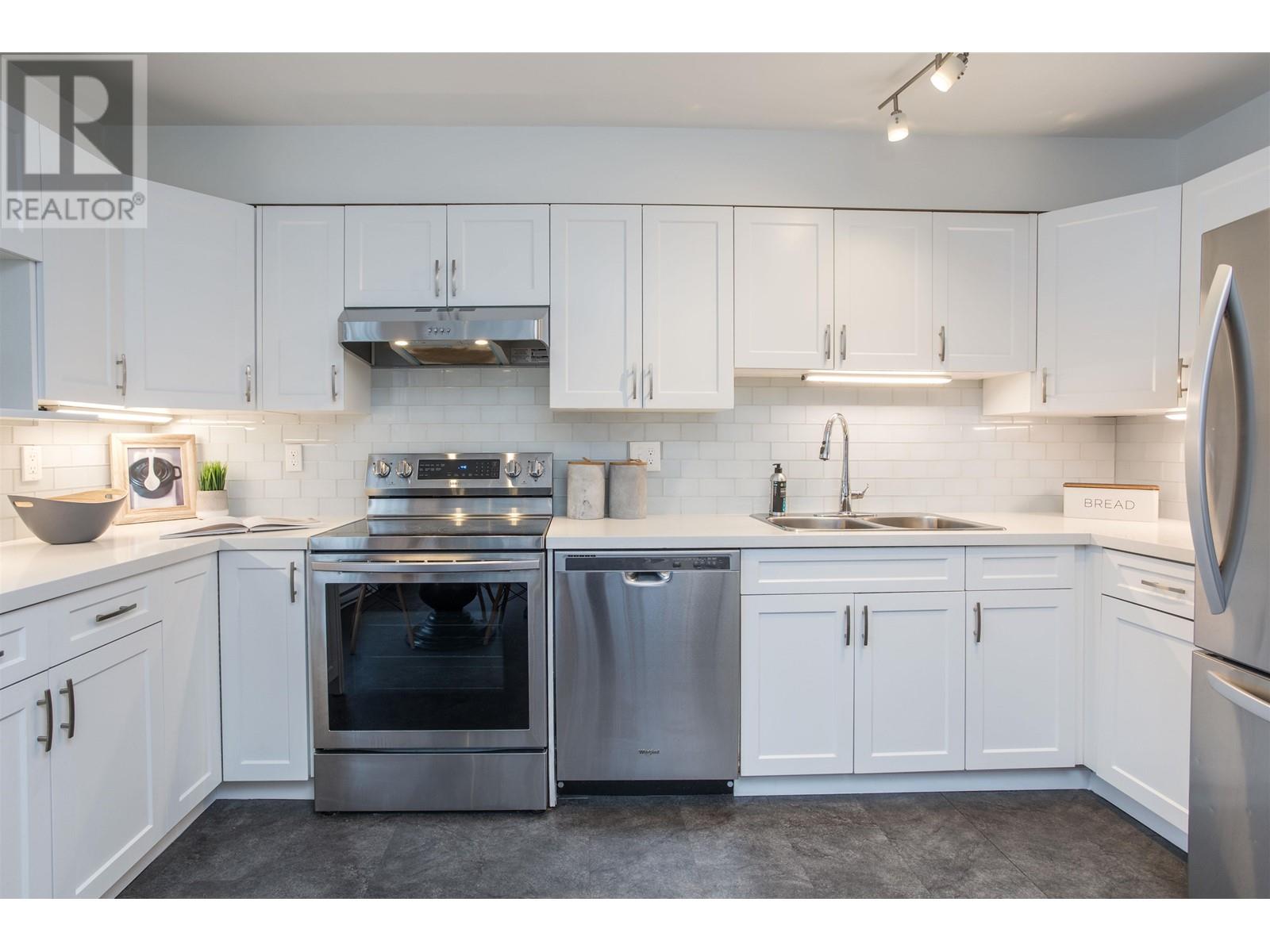 301 1250 Quayside Drive, New Westminster, British Columbia  V3M 6E2 - Photo 9 - R2977154
