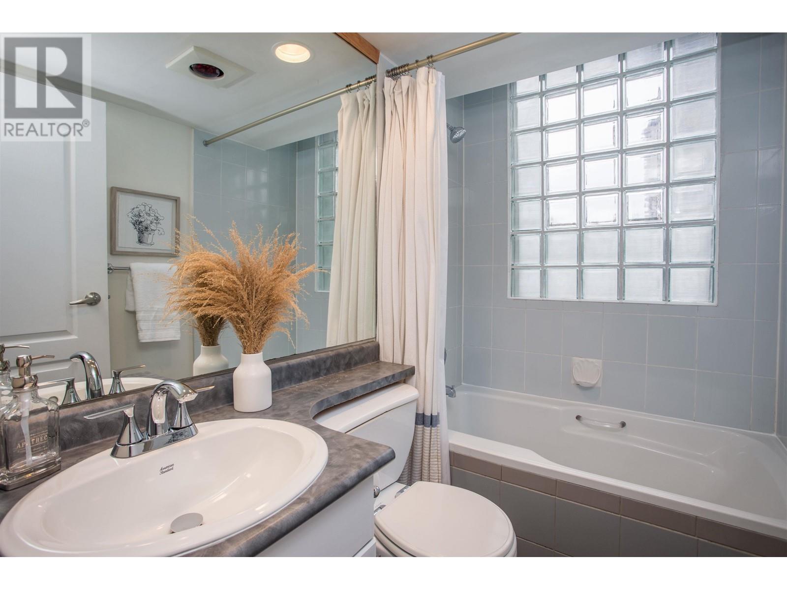 301 1250 Quayside Drive, New Westminster, British Columbia  V3M 6E2 - Photo 16 - R2977154