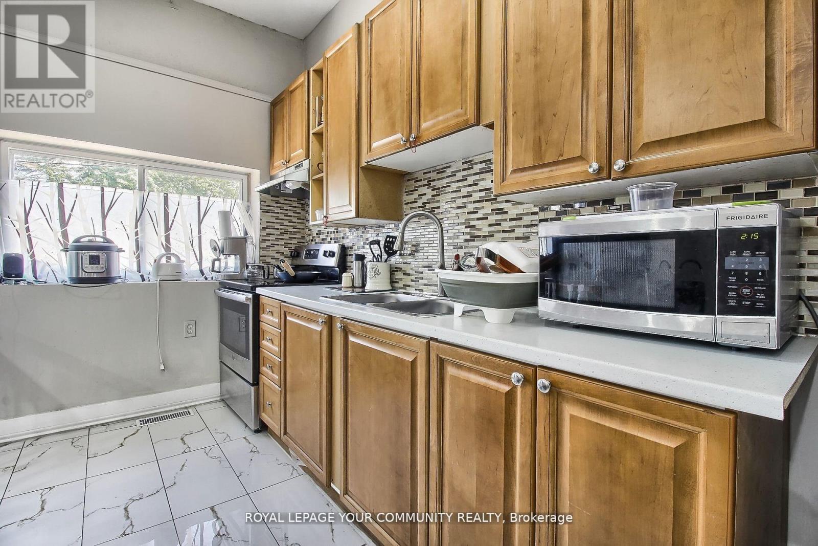 457 Kenilworth Avenue N, Hamilton, Ontario  L8H 4T5 - Photo 15 - X12015532