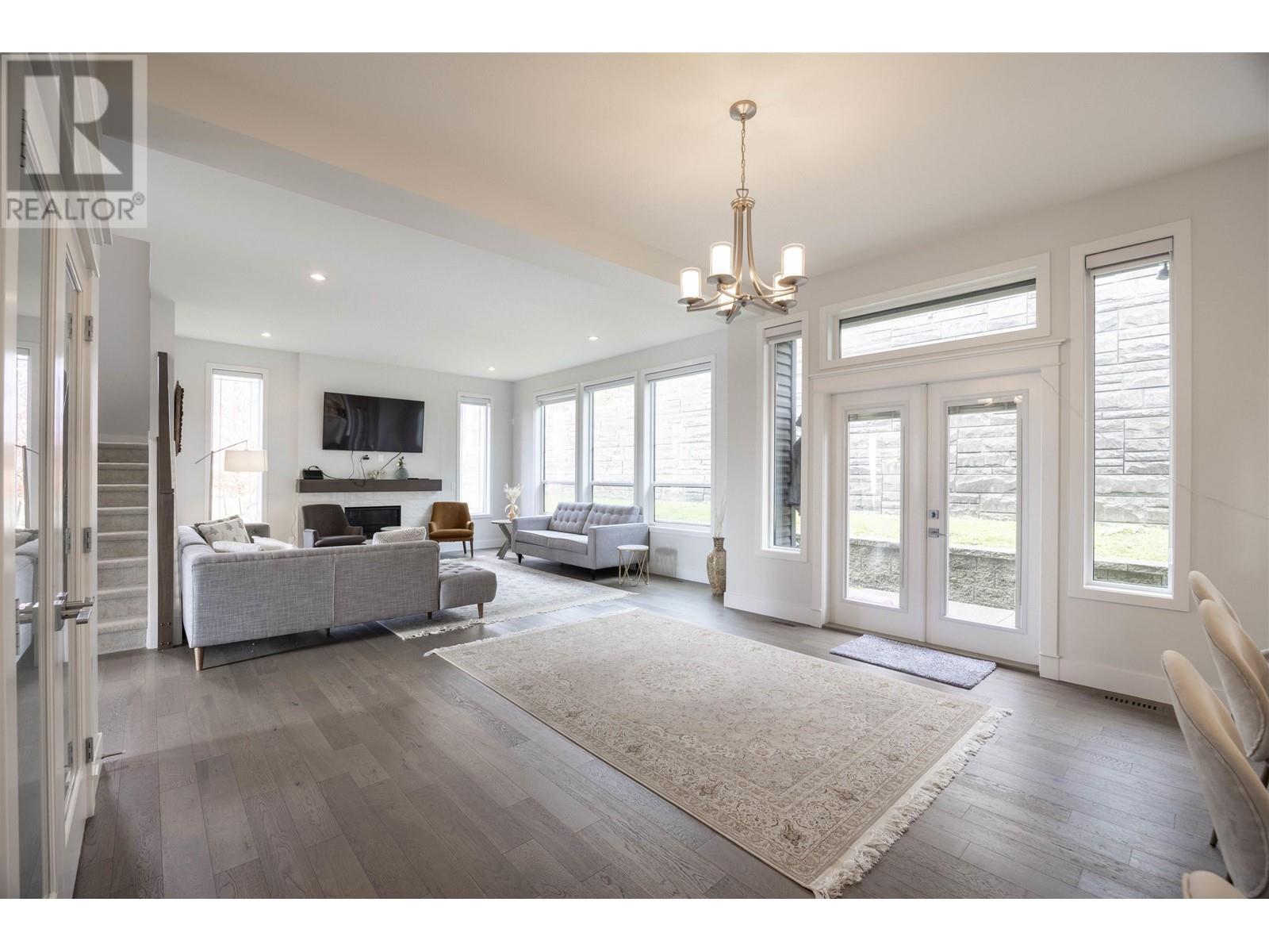 3561 Sheffield Avenue, Coquitlam, British Columbia  V3E 3H1 - Photo 12 - R2977373