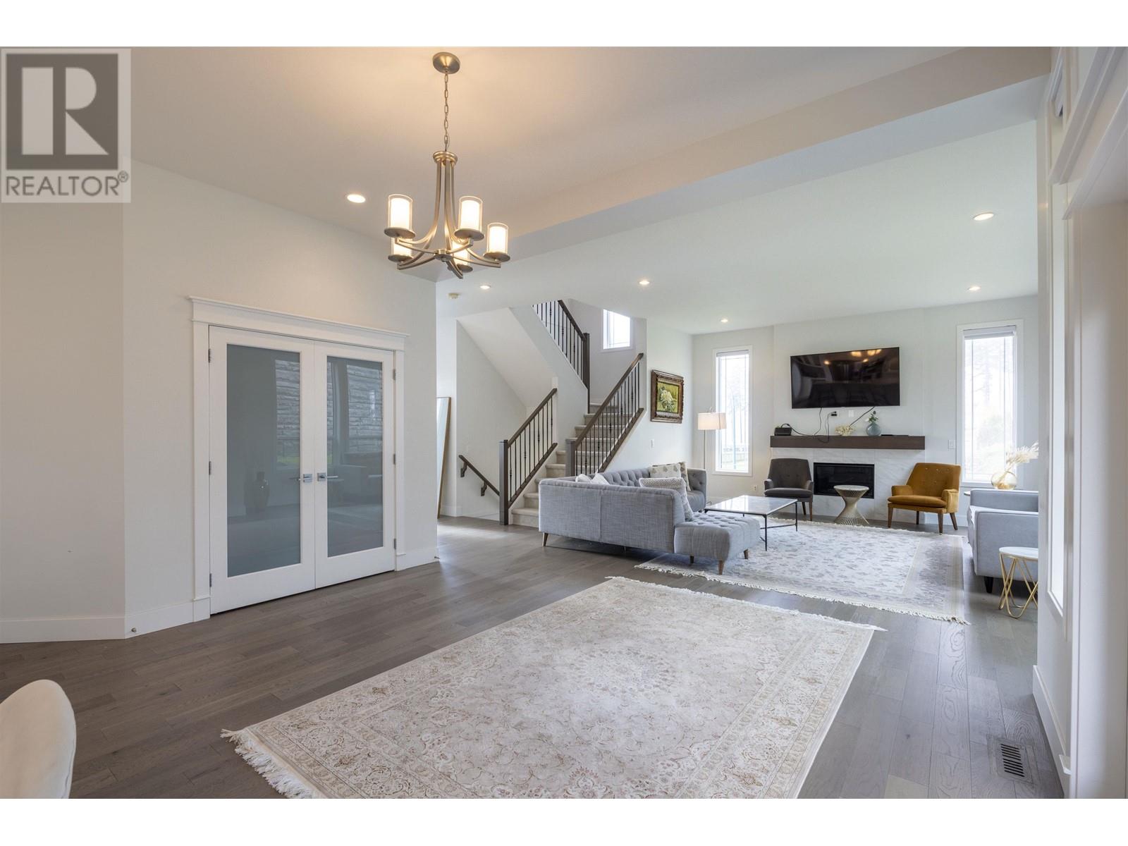 3561 Sheffield Avenue, Coquitlam, British Columbia  V3E 3H1 - Photo 11 - R2977373