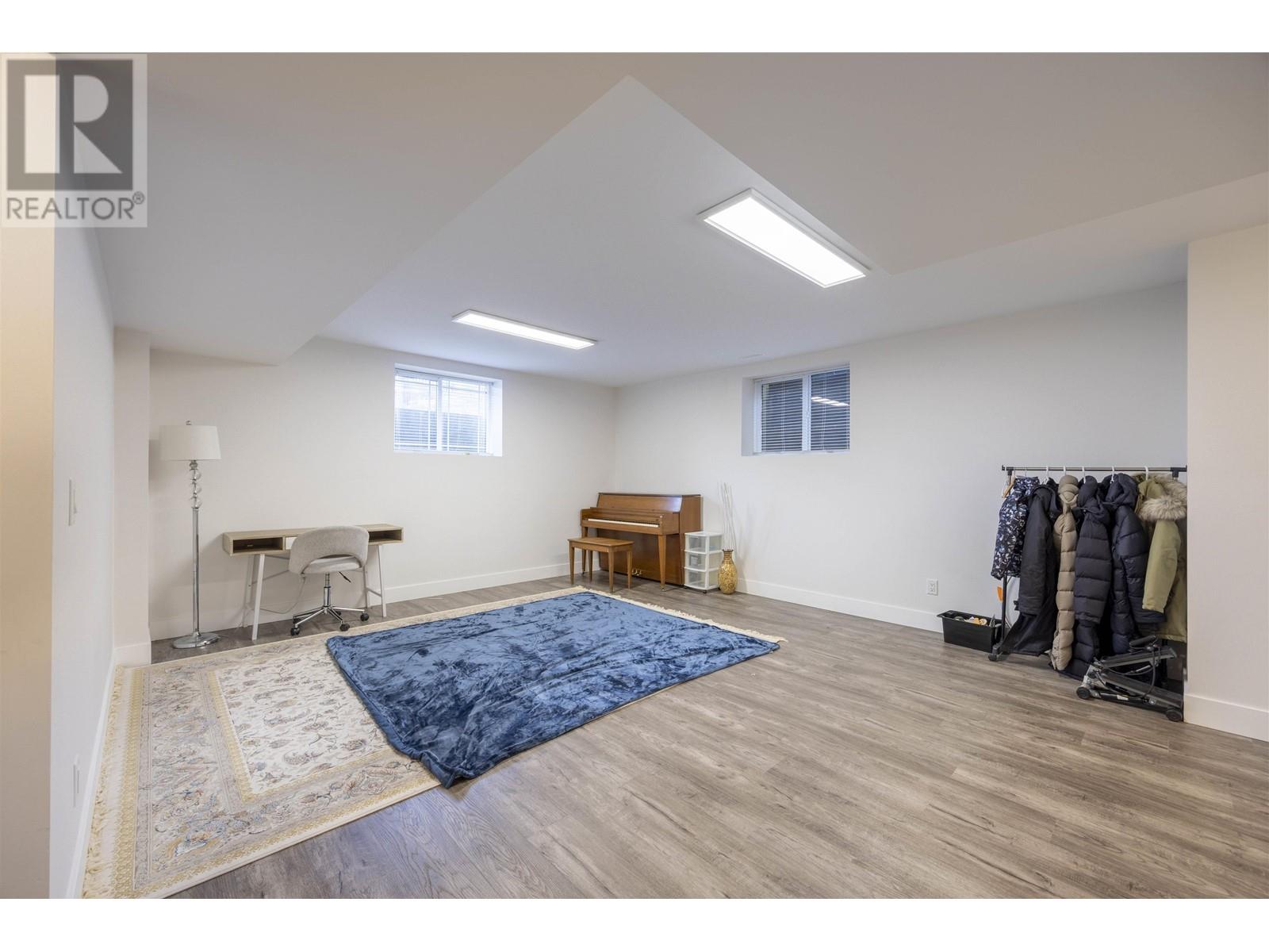 3561 Sheffield Avenue, Coquitlam, British Columbia  V3E 3H1 - Photo 28 - R2977373