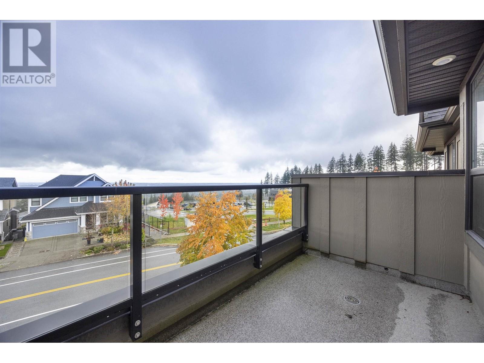 Property at 3561 SHEFFIELD AVENUE image 5