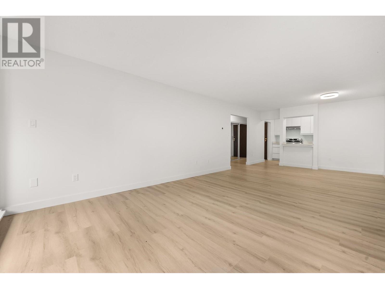 Listing Picture 7 of 40 : 503 7151 EDMONDS STREET, Burnaby / 本拿比 - 魯藝地產 Yvonne Lu Group - MLS Medallion Club Member
