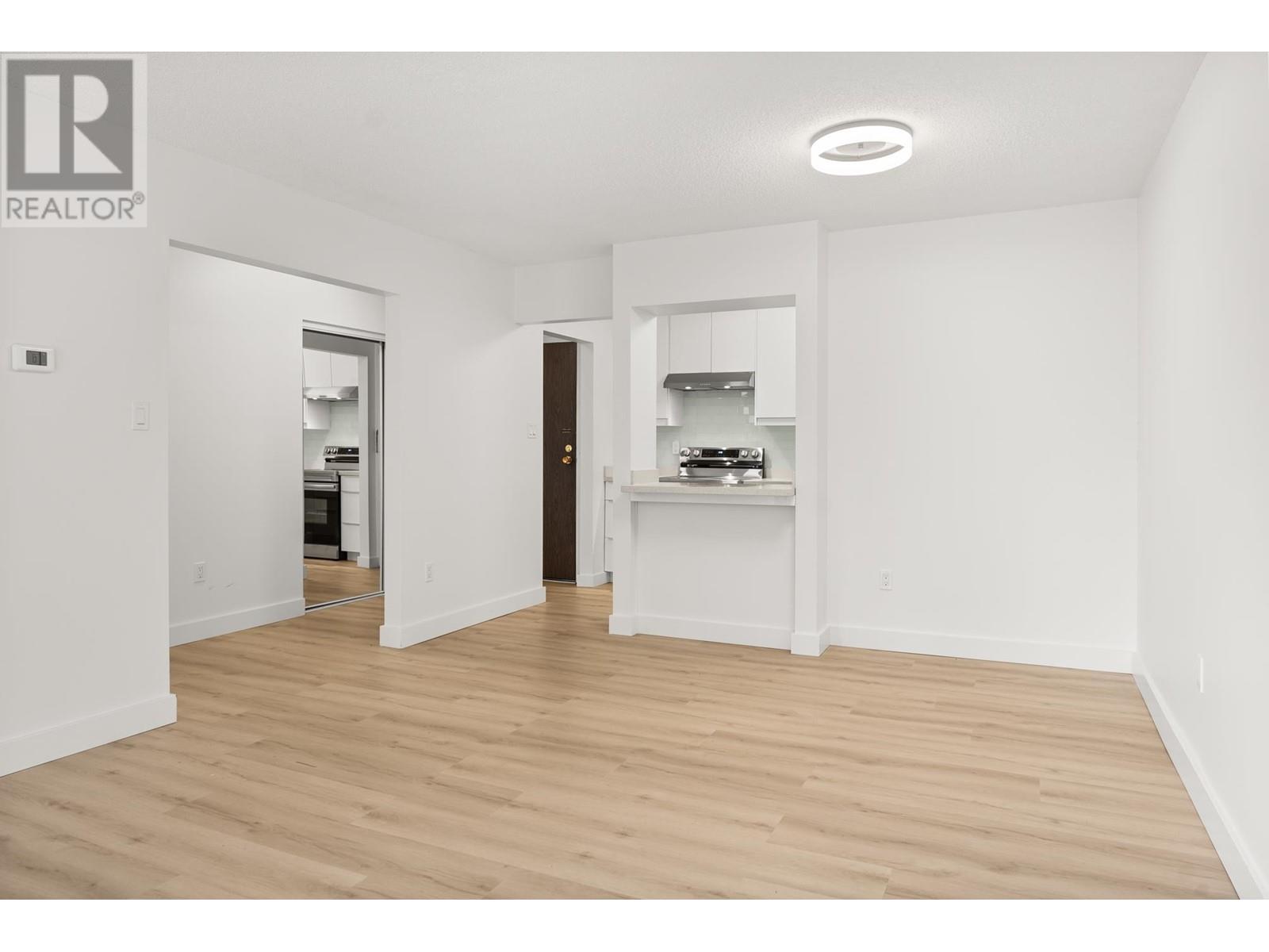 Listing Picture 9 of 40 : 503 7151 EDMONDS STREET, Burnaby / 本拿比 - 魯藝地產 Yvonne Lu Group - MLS Medallion Club Member