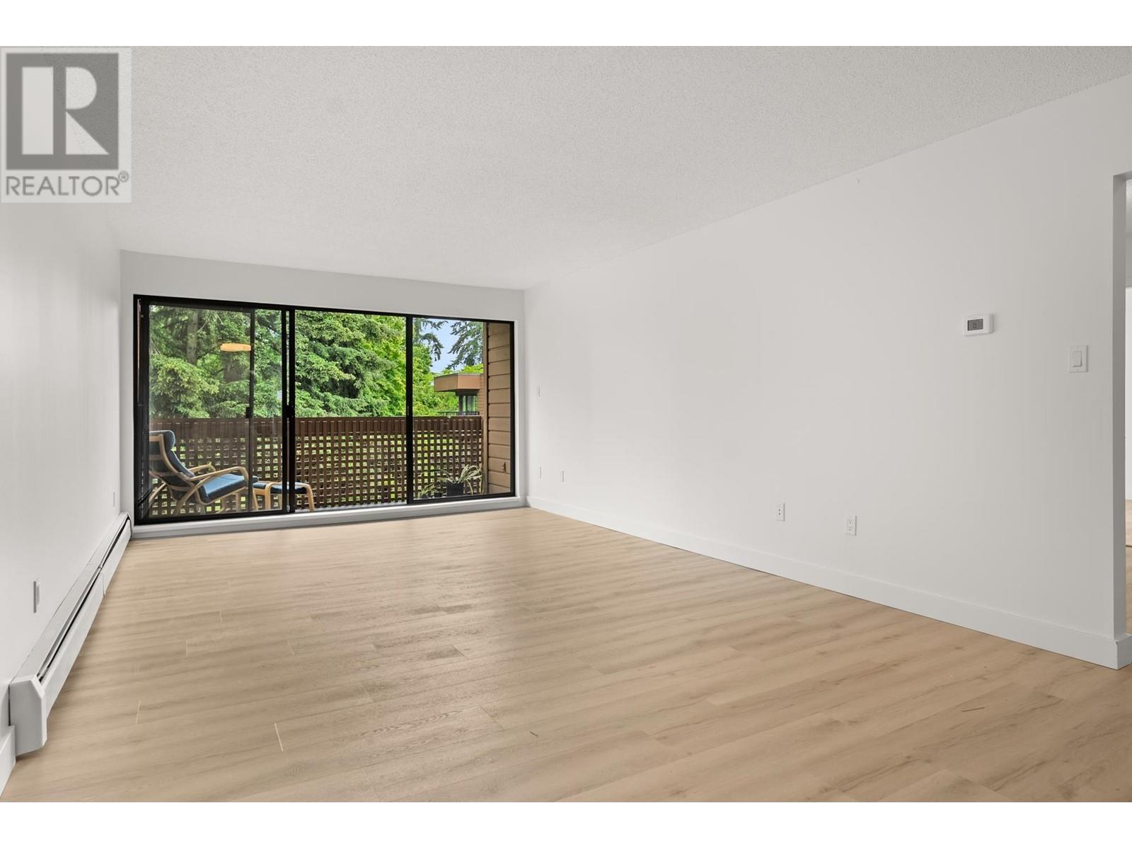 Listing Picture 4 of 40 : 503 7151 EDMONDS STREET, Burnaby / 本拿比 - 魯藝地產 Yvonne Lu Group - MLS Medallion Club Member