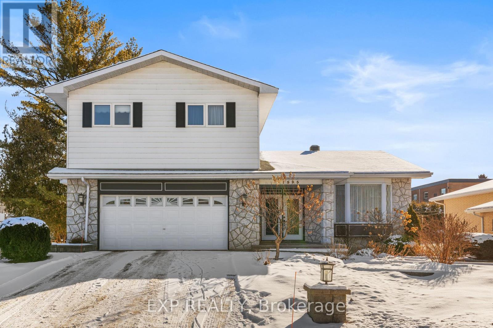 Property at 1595 DU PARC AVENUE image 2
