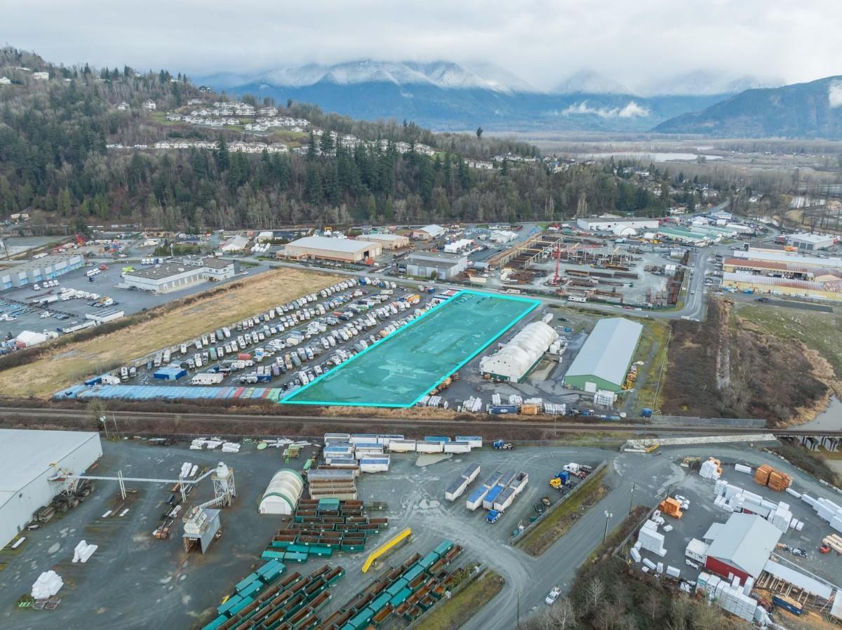 44394 Progress Way, West Chilliwack, Chilliwack, British Columbia  V2R 0L2 - Photo 14 - C8067473