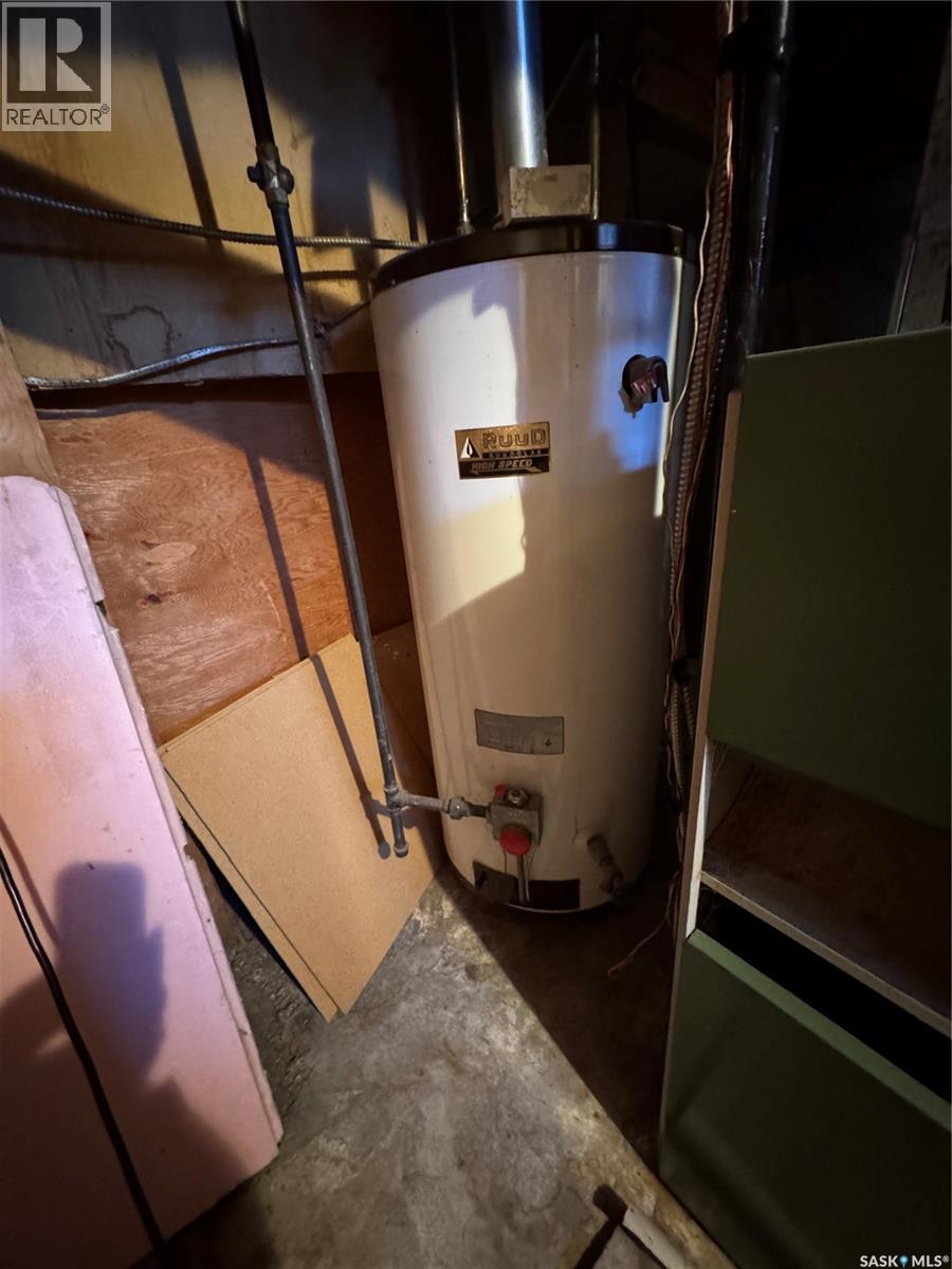 309 Prince Street, Hudson Bay, Saskatchewan  S0E 0Y0 - Photo 32 - SK998638