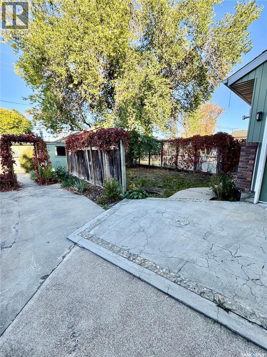 309 Prince Street, Hudson Bay, Saskatchewan  S0E 0Y0 - Photo 46 - SK998638