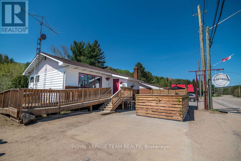 39280 Combermere Road, Madawaska Valley, Ontario  K0J 1L0 - Photo 23 - X12016203