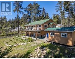 3731 Privateers Rd Pender Island, Pender Island, Ca