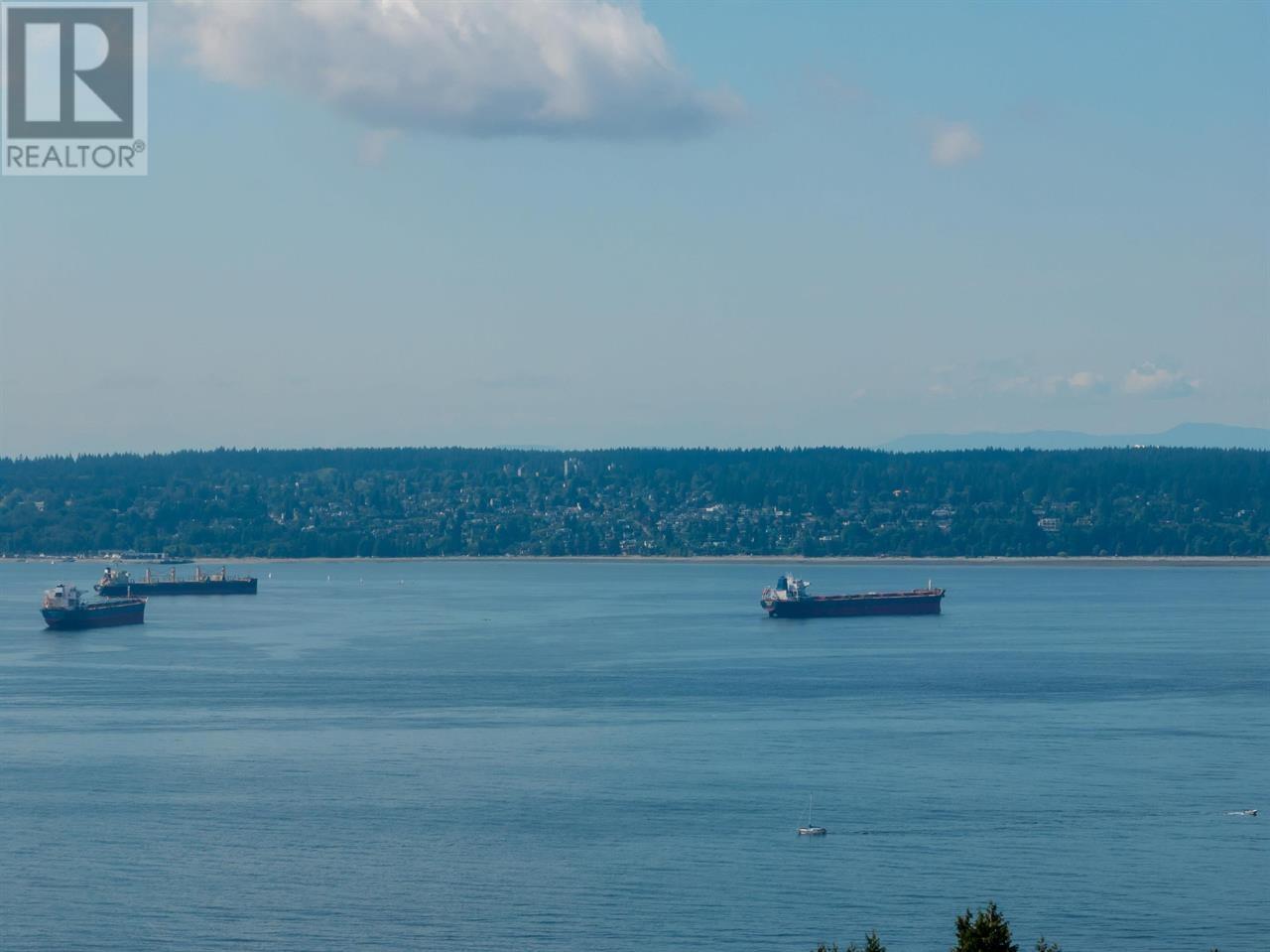 2517 ROSEBERY AVENUE, West Vancouver, British Columbia
