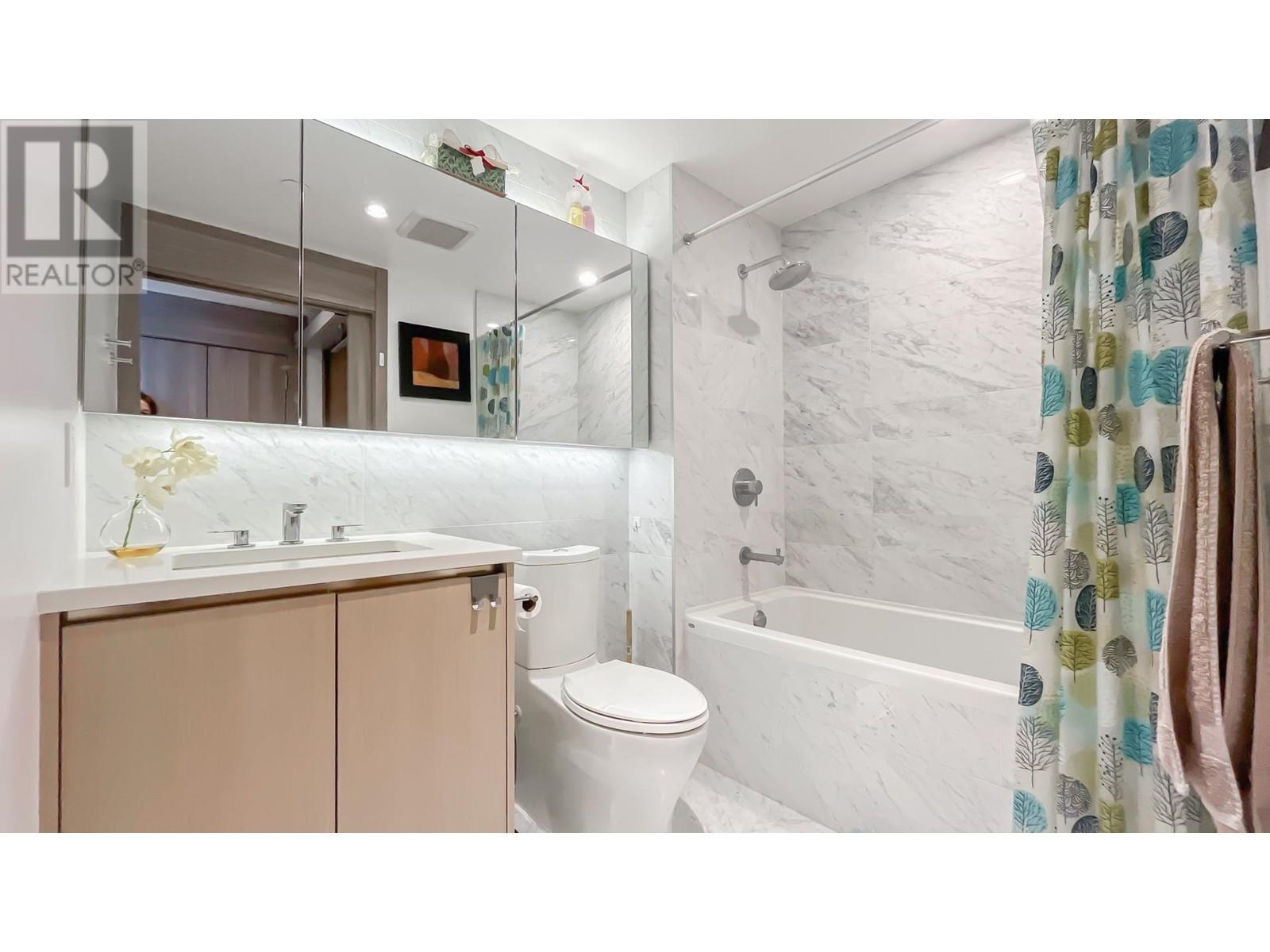 Listing Picture 17 of 30 : 3201 4730 LOUGHEED HIGHWAY, Burnaby / 本拿比 - 魯藝地產 Yvonne Lu Group - MLS Medallion Club Member