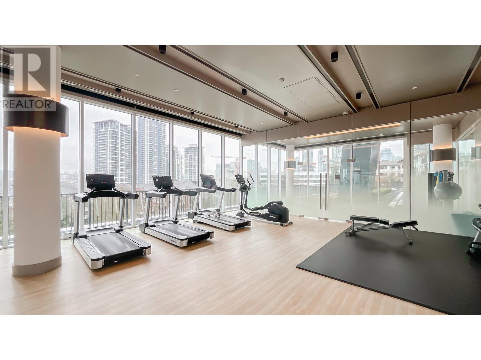 Listing Picture 25 of 30 : 3201 4730 LOUGHEED HIGHWAY, Burnaby / 本拿比 - 魯藝地產 Yvonne Lu Group - MLS Medallion Club Member