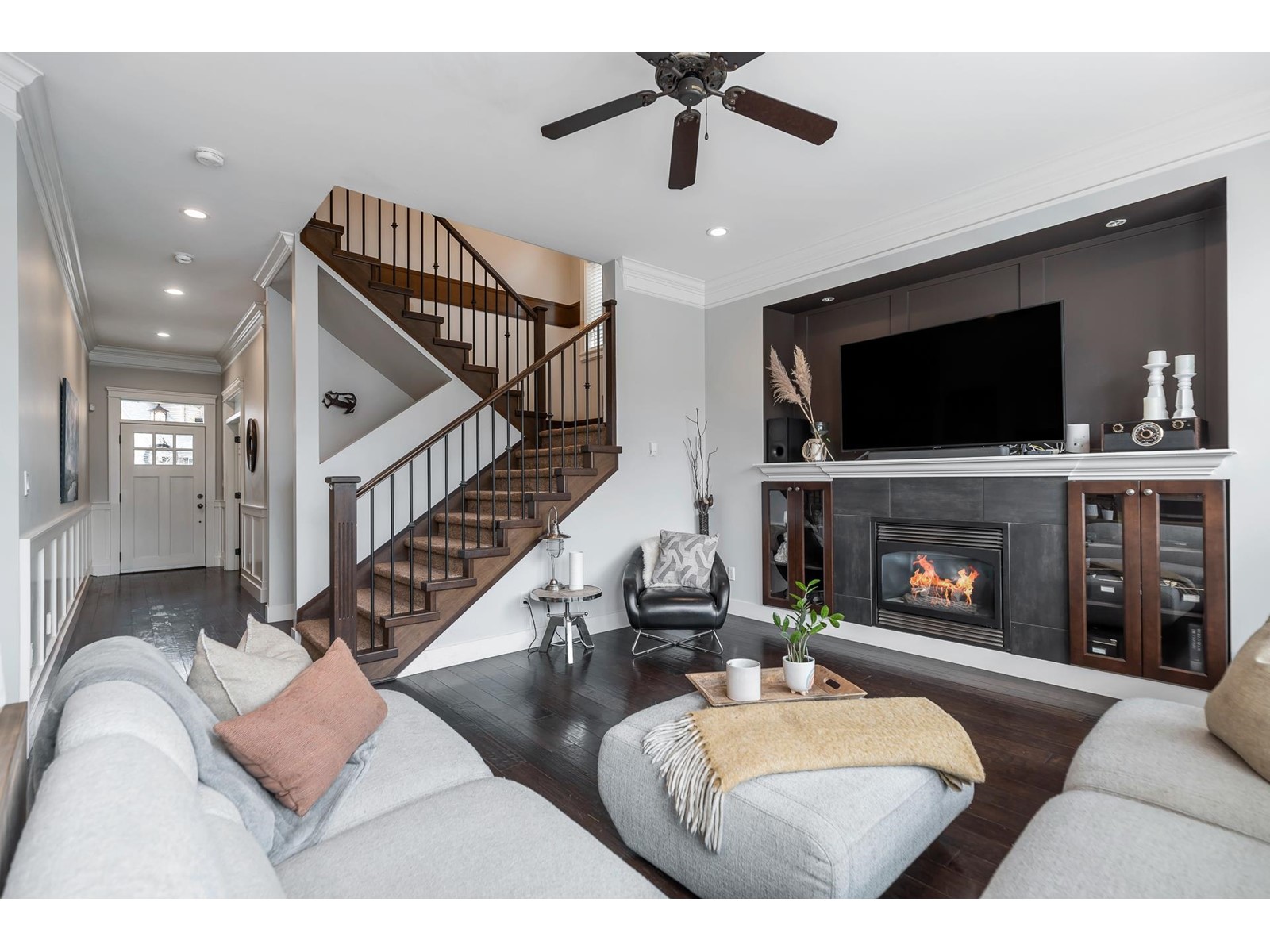 8063 211a Street, Langley, British Columbia  V2Y 2G1 - Photo 4 - R2976387