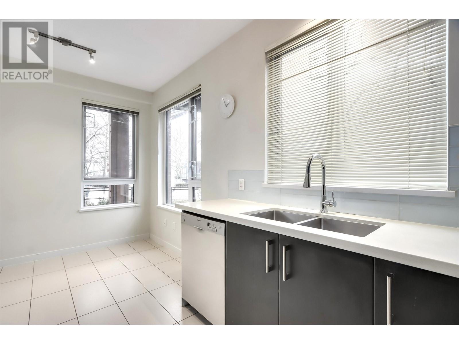 Listing Picture 8 of 30 : 117 3133 RIVERWALK AVENUE, Vancouver / 溫哥華 - 魯藝地產 Yvonne Lu Group - MLS Medallion Club Member