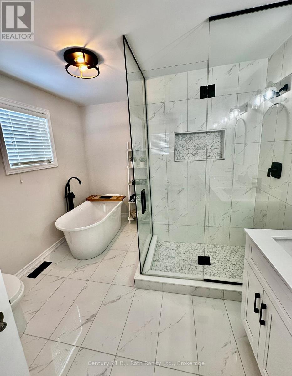 203 Ferndale Drive S, Barrie, Ontario  L4N 8A1 - Photo 20 - S12016292