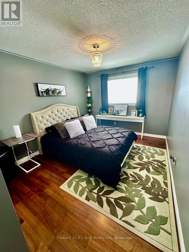 203 Ferndale Drive S, Barrie, Ontario  L4N 8A1 - Photo 24 - S12016292