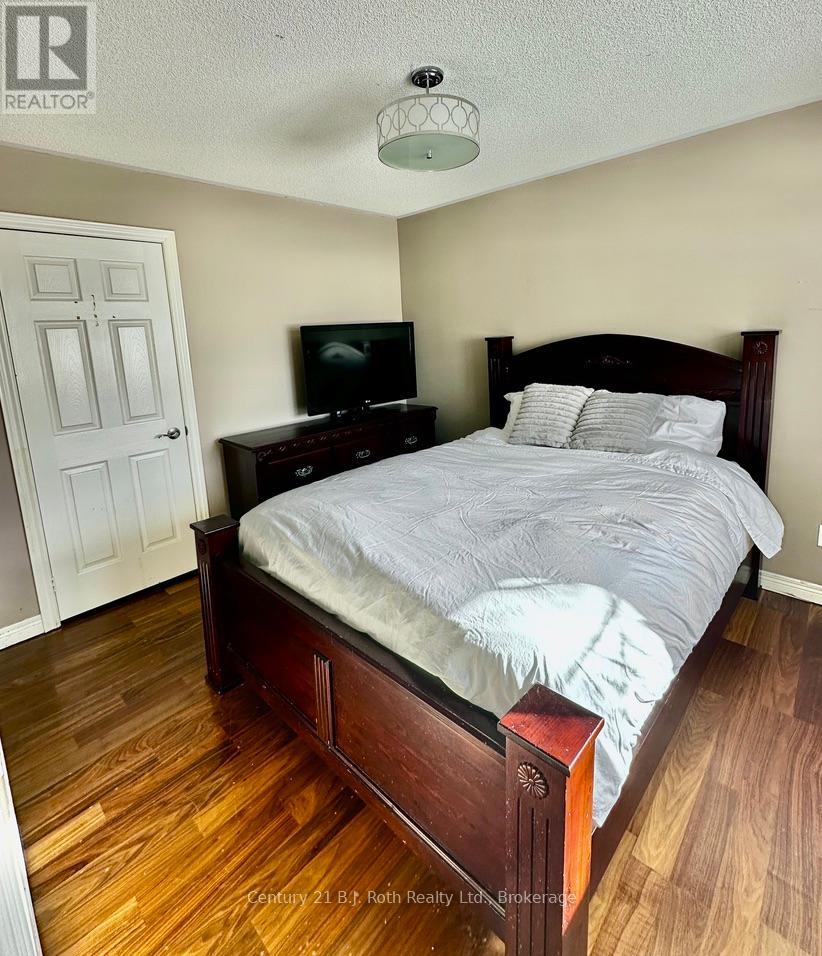 203 Ferndale Drive S, Barrie, Ontario  L4N 8A1 - Photo 27 - S12016292